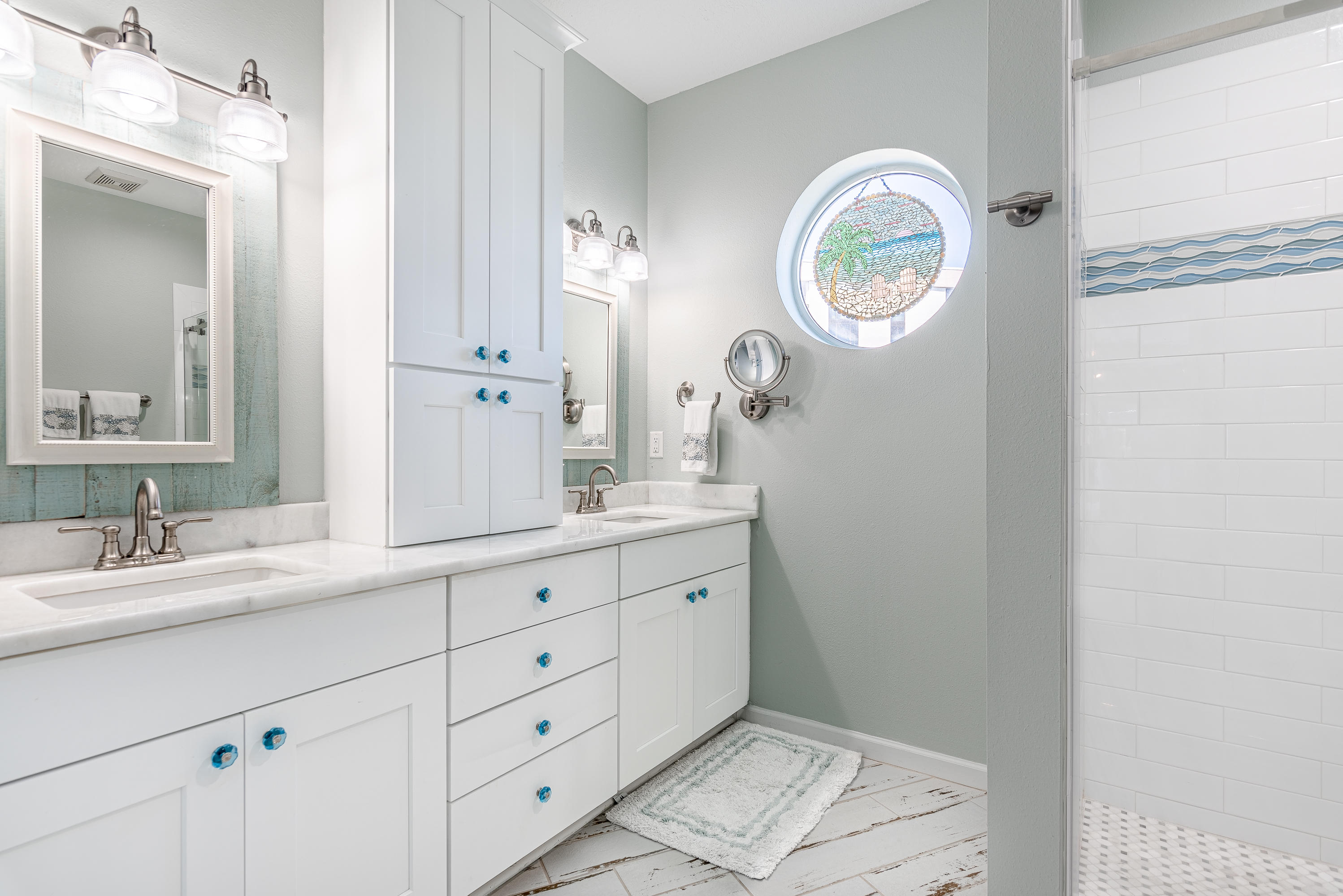 BEACH POINTE T/H - Residential