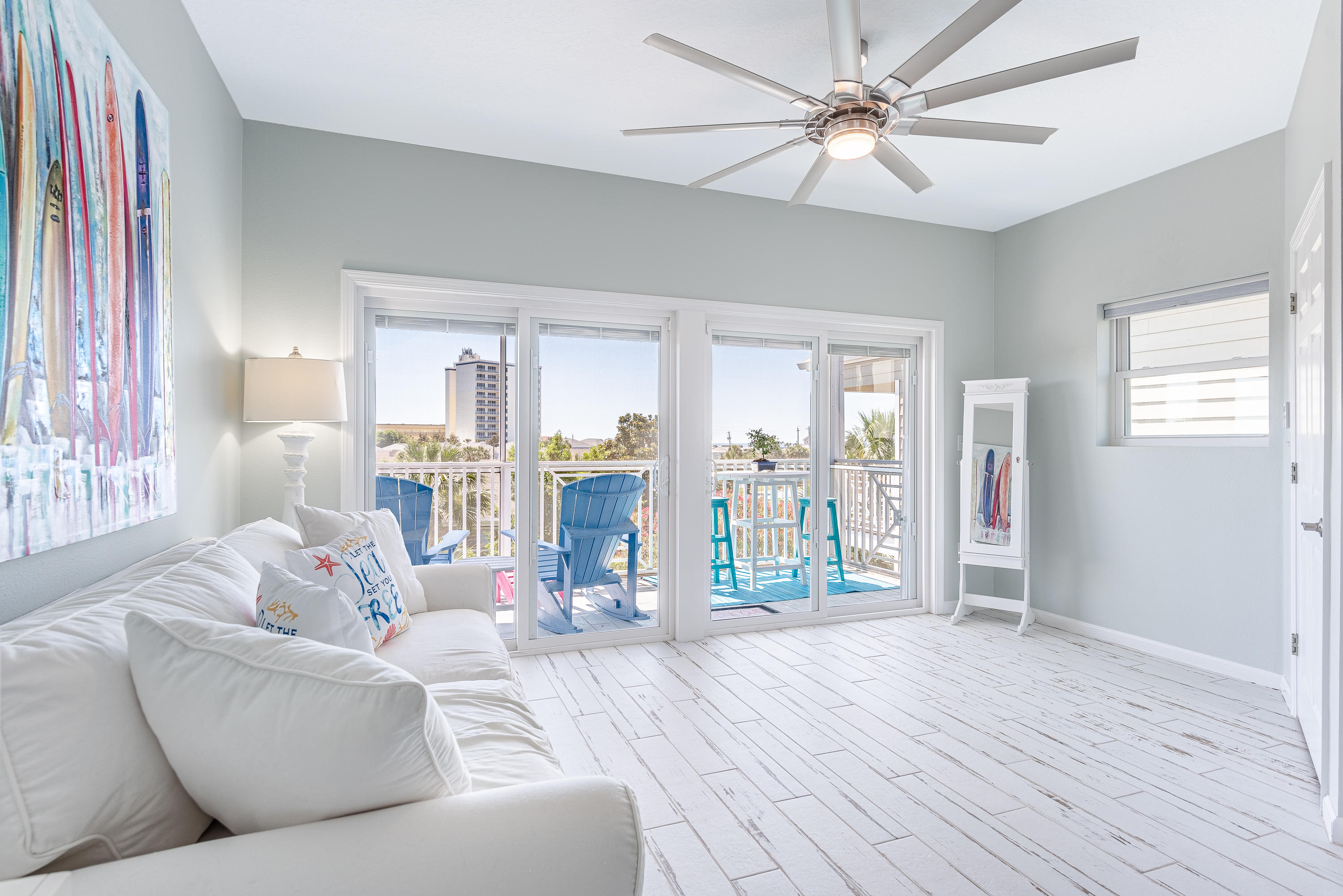 BEACH POINTE T/H - Residential