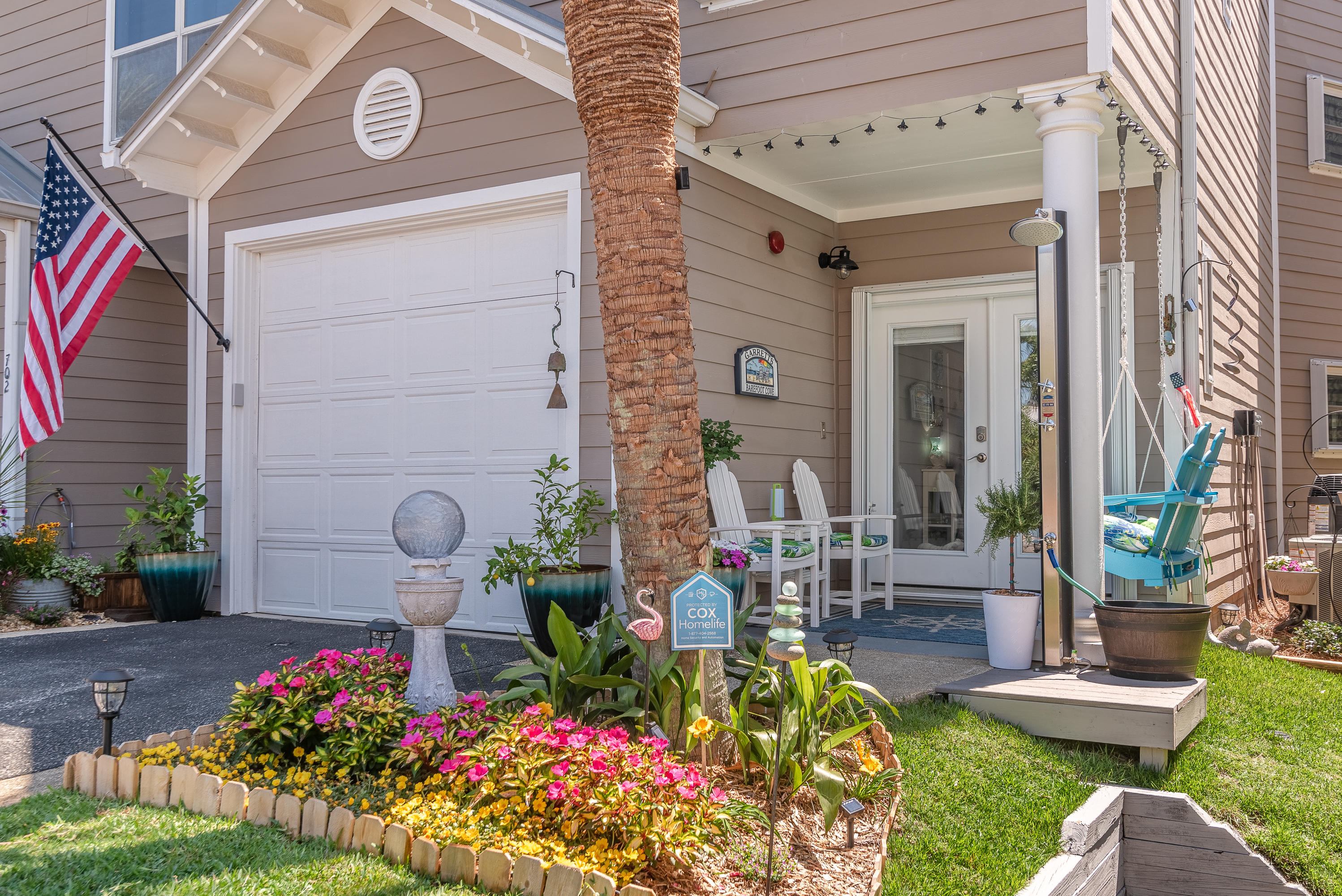 BEACH POINTE T/H - Residential