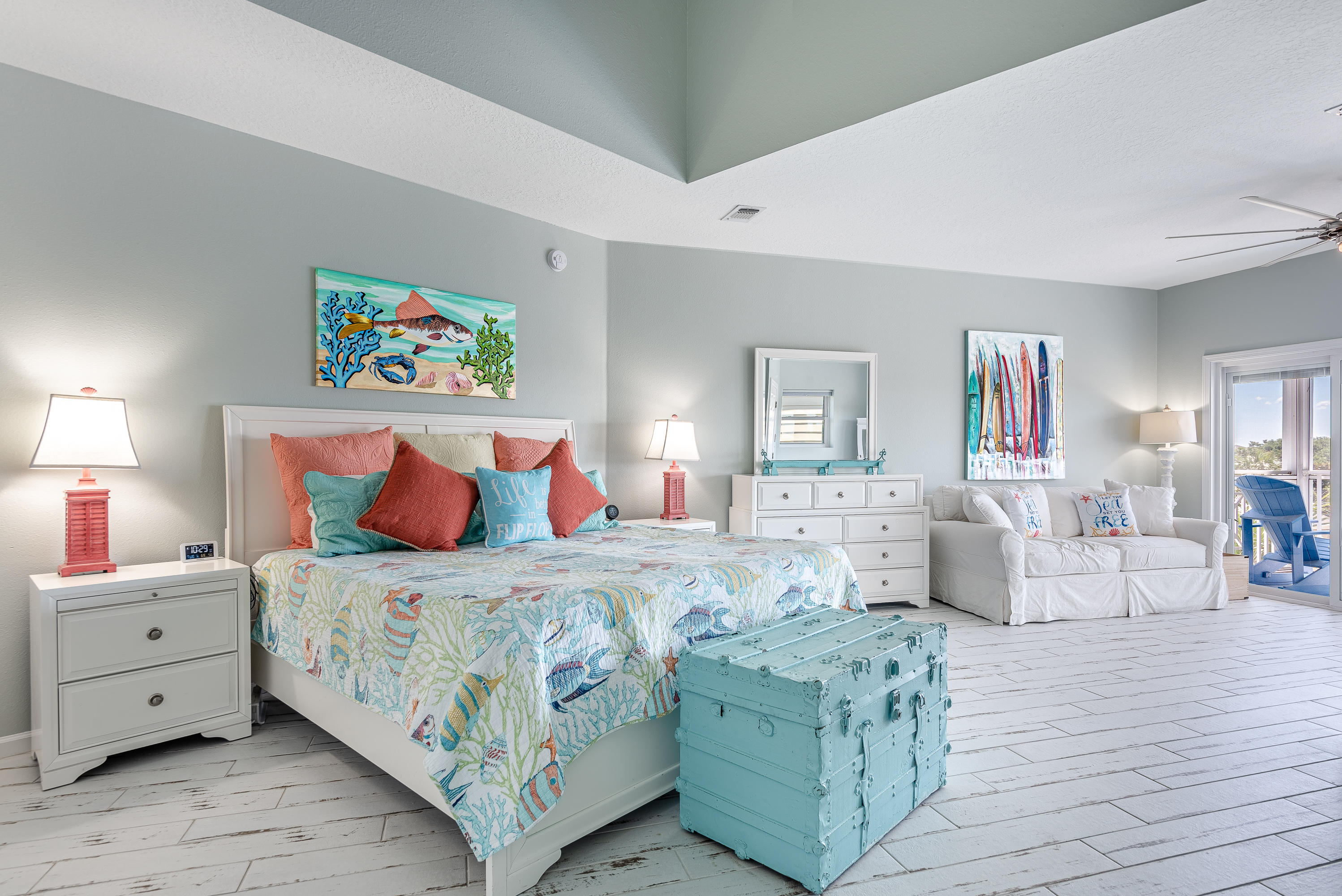 BEACH POINTE T/H - Residential