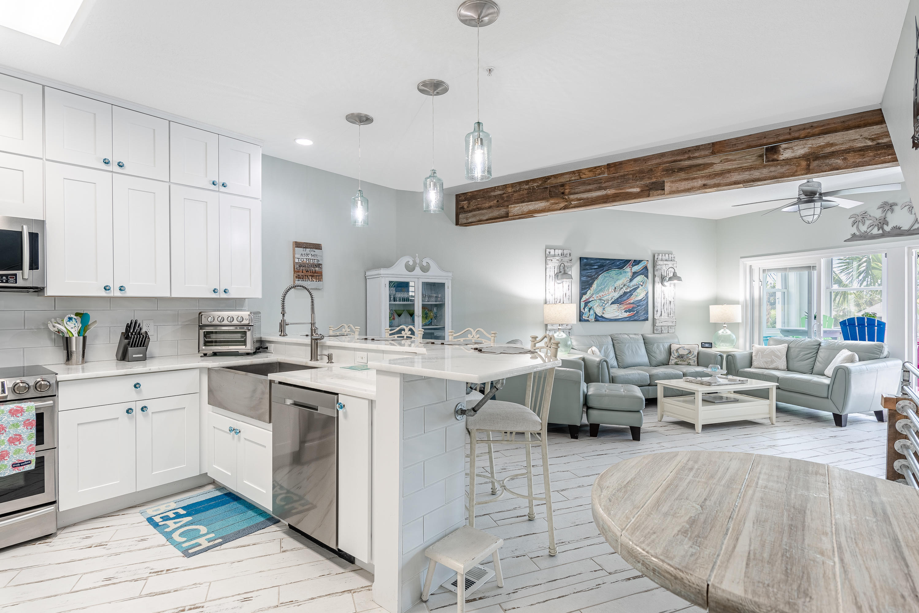 BEACH POINTE T/H - Residential