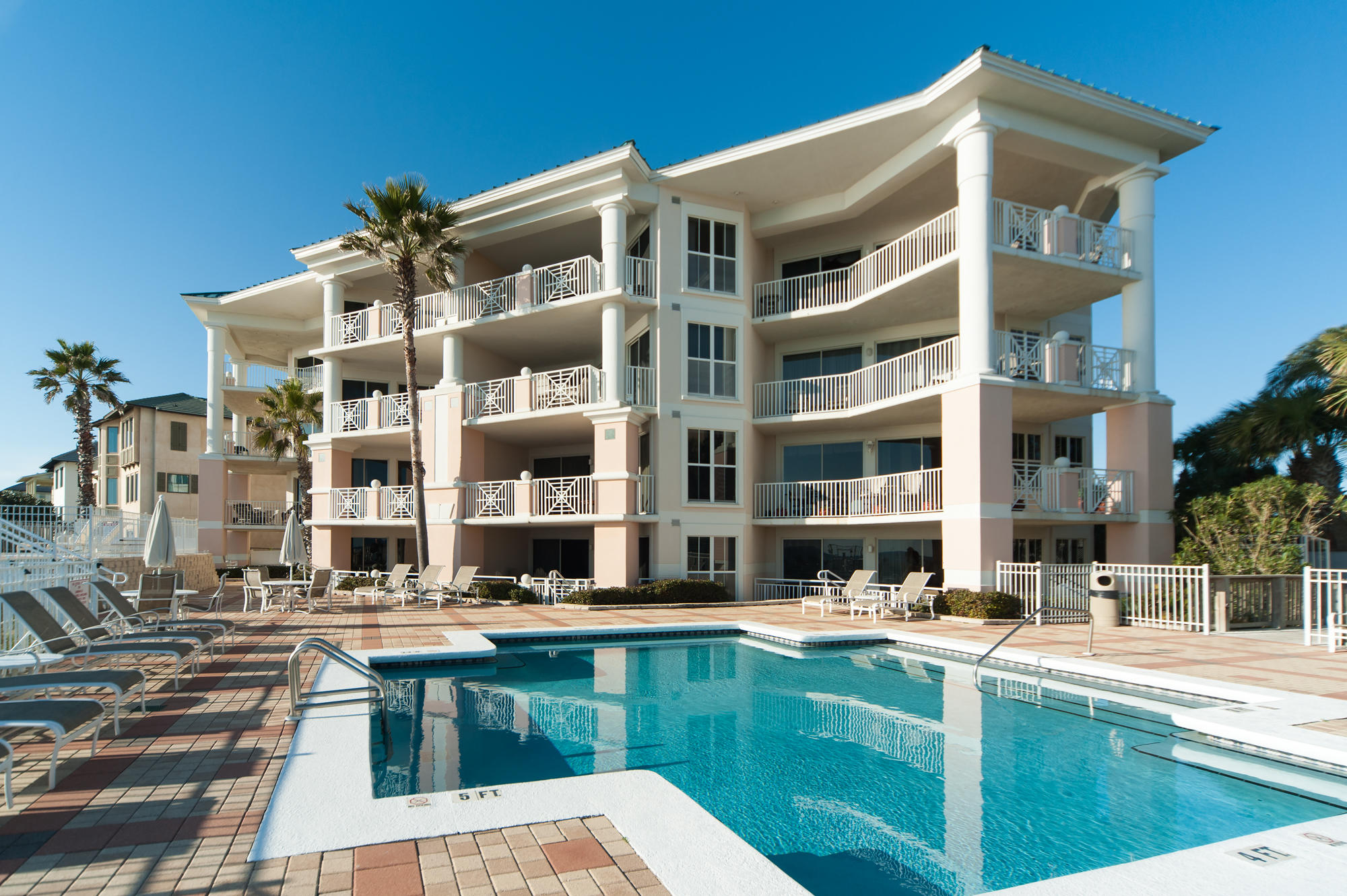 INN AT BLUE MOUNTAIN BEACH - Residential