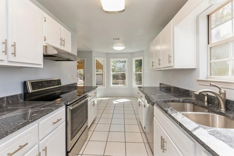 AUBURN ESTATES - Residential