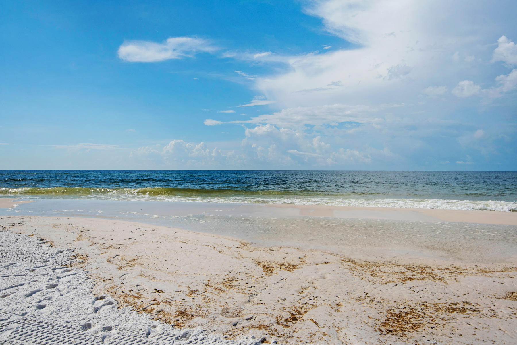 ISLANDER BEACH RESORT PH 2 - Residential