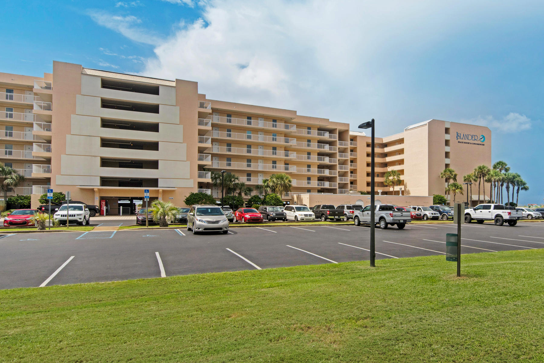 ISLANDER BEACH RESORT PH 2 - Residential