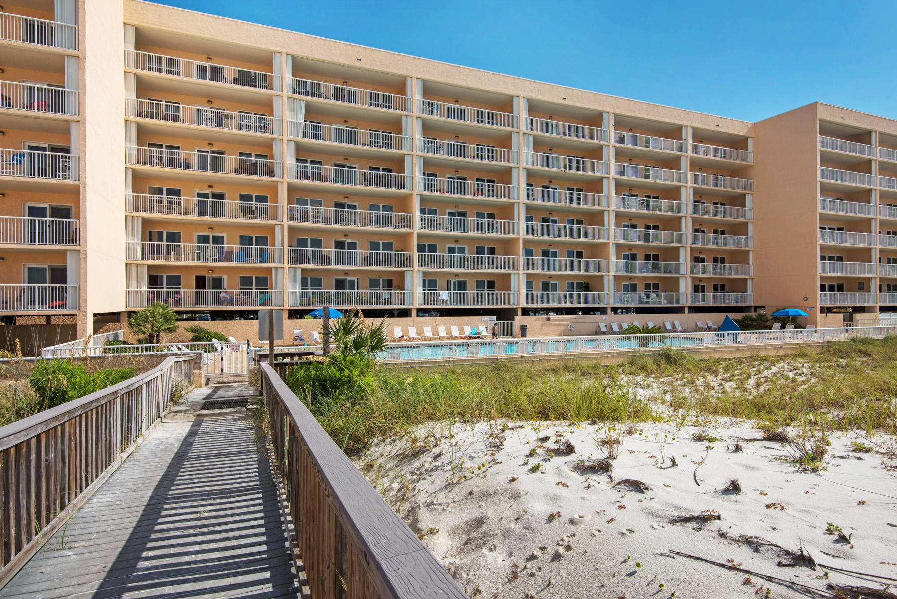 ISLANDER BEACH RESORT PH 2 - Residential