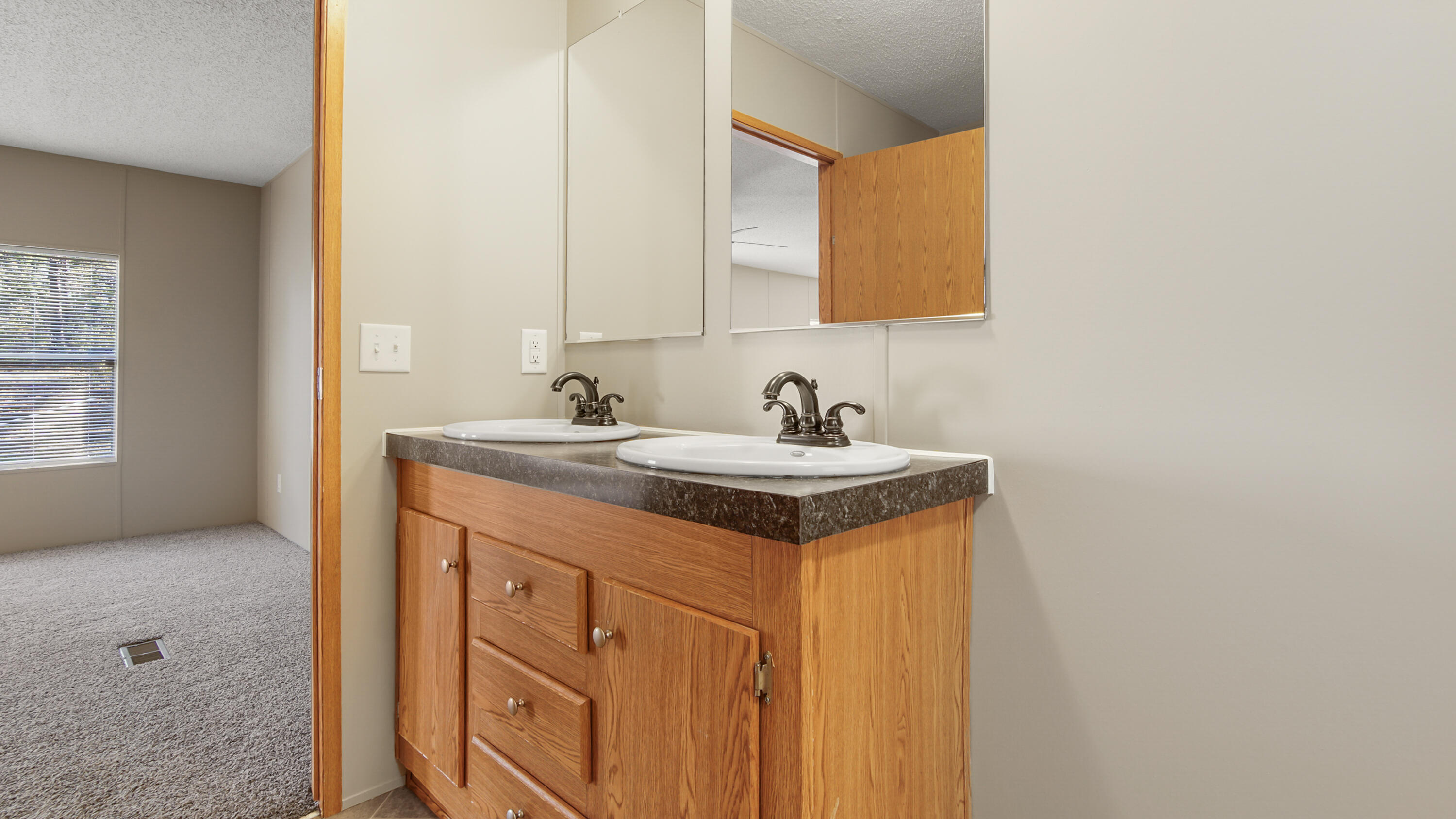 OAKWOOD HILLS UNIT 3 - Residential