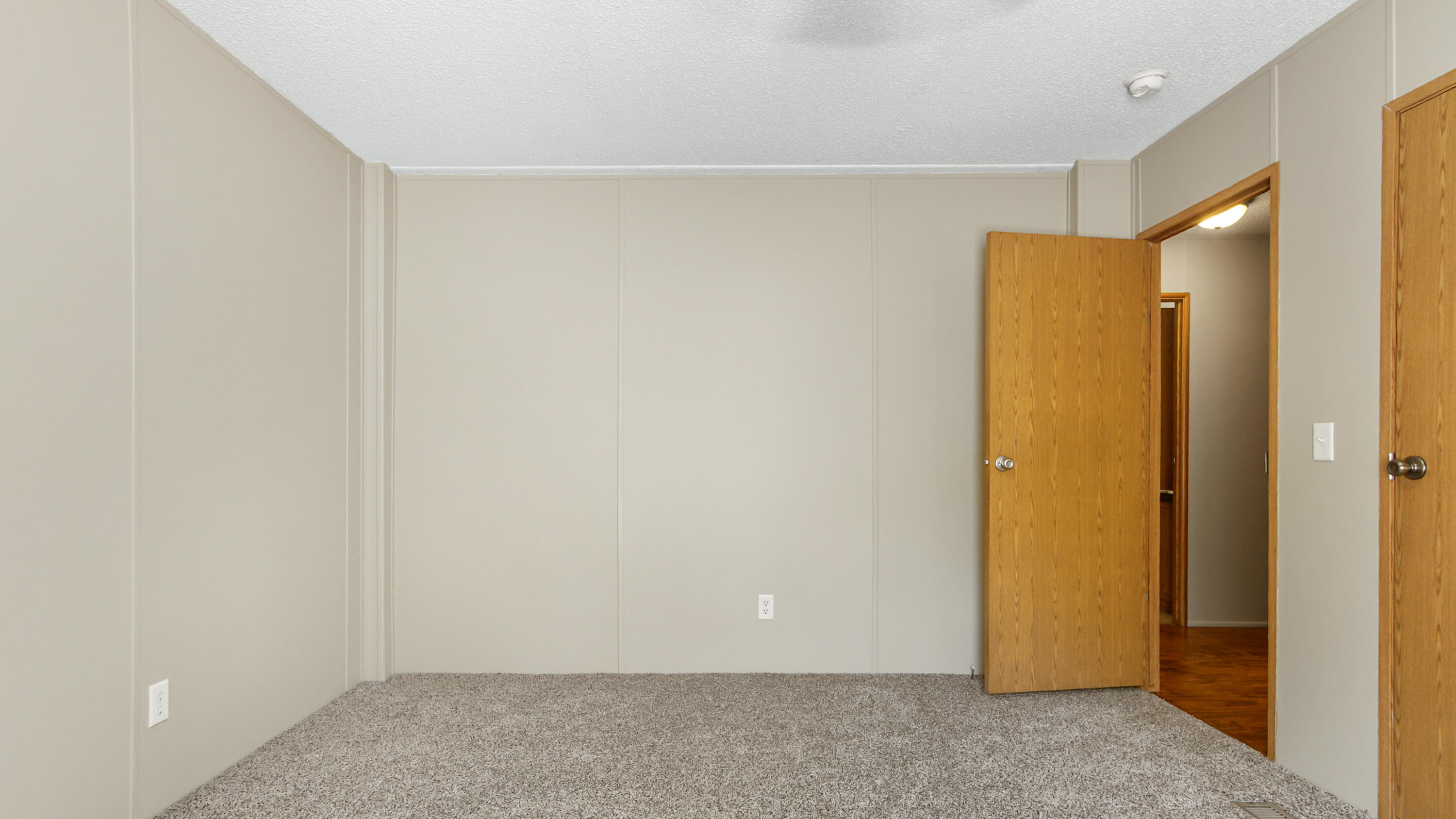 OAKWOOD HILLS UNIT 3 - Residential