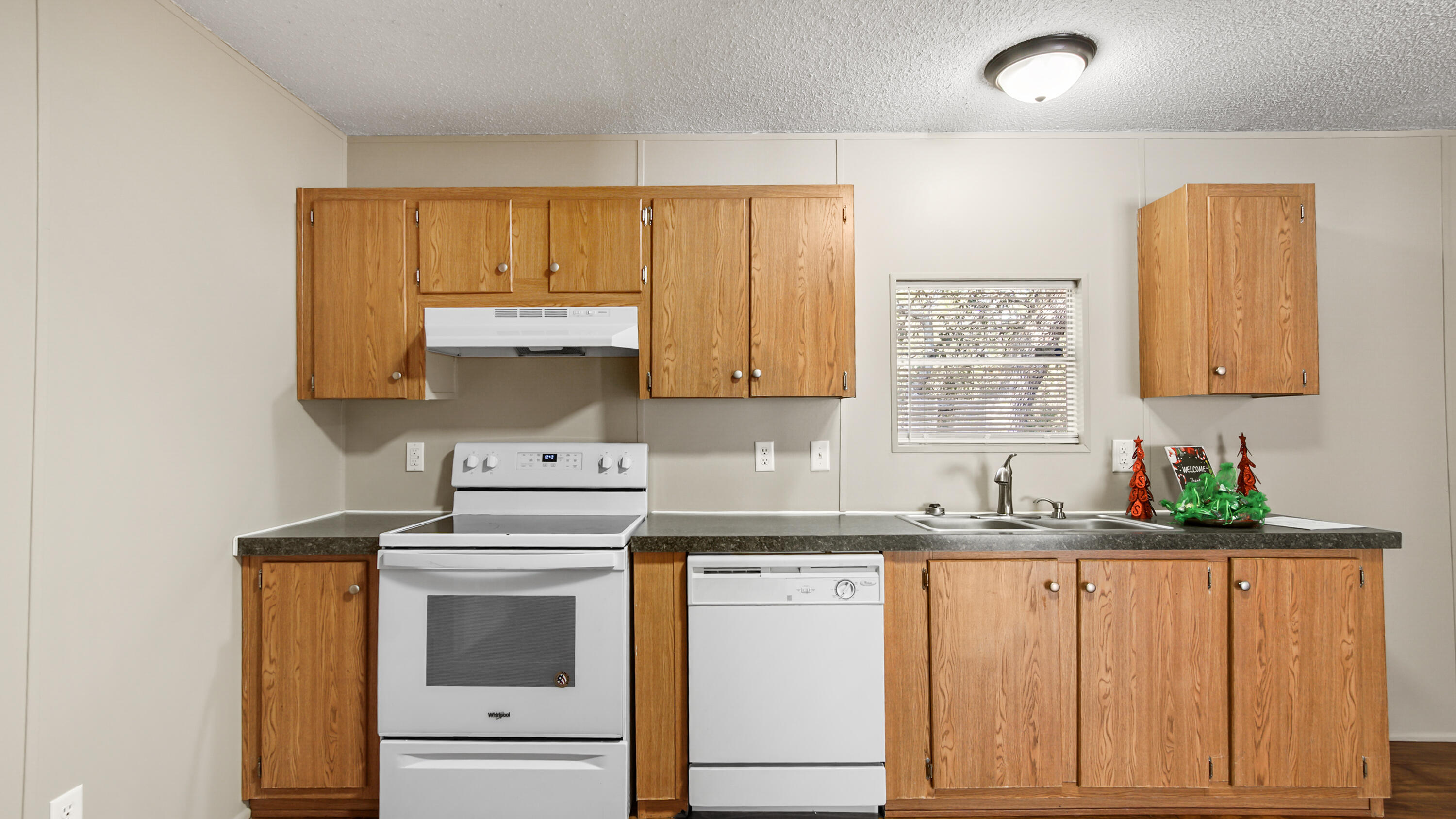 OAKWOOD HILLS UNIT 3 - Residential