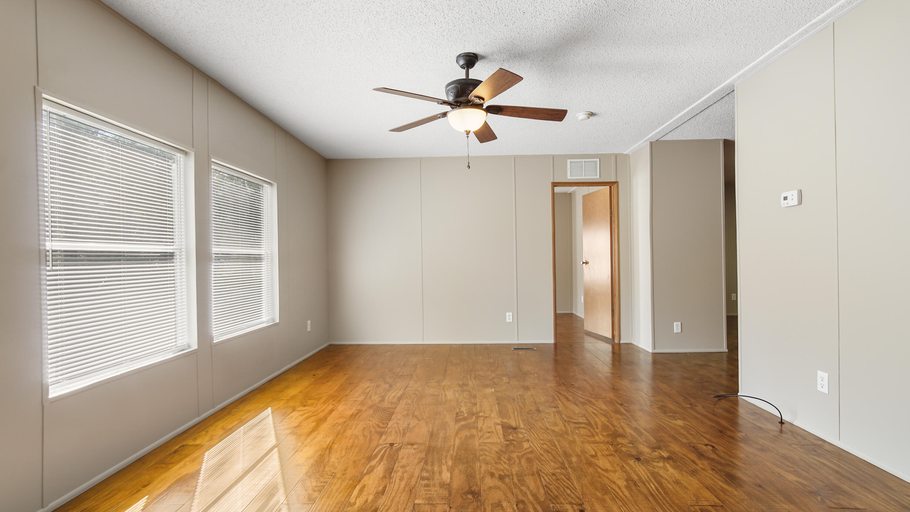 OAKWOOD HILLS UNIT 3 - Residential