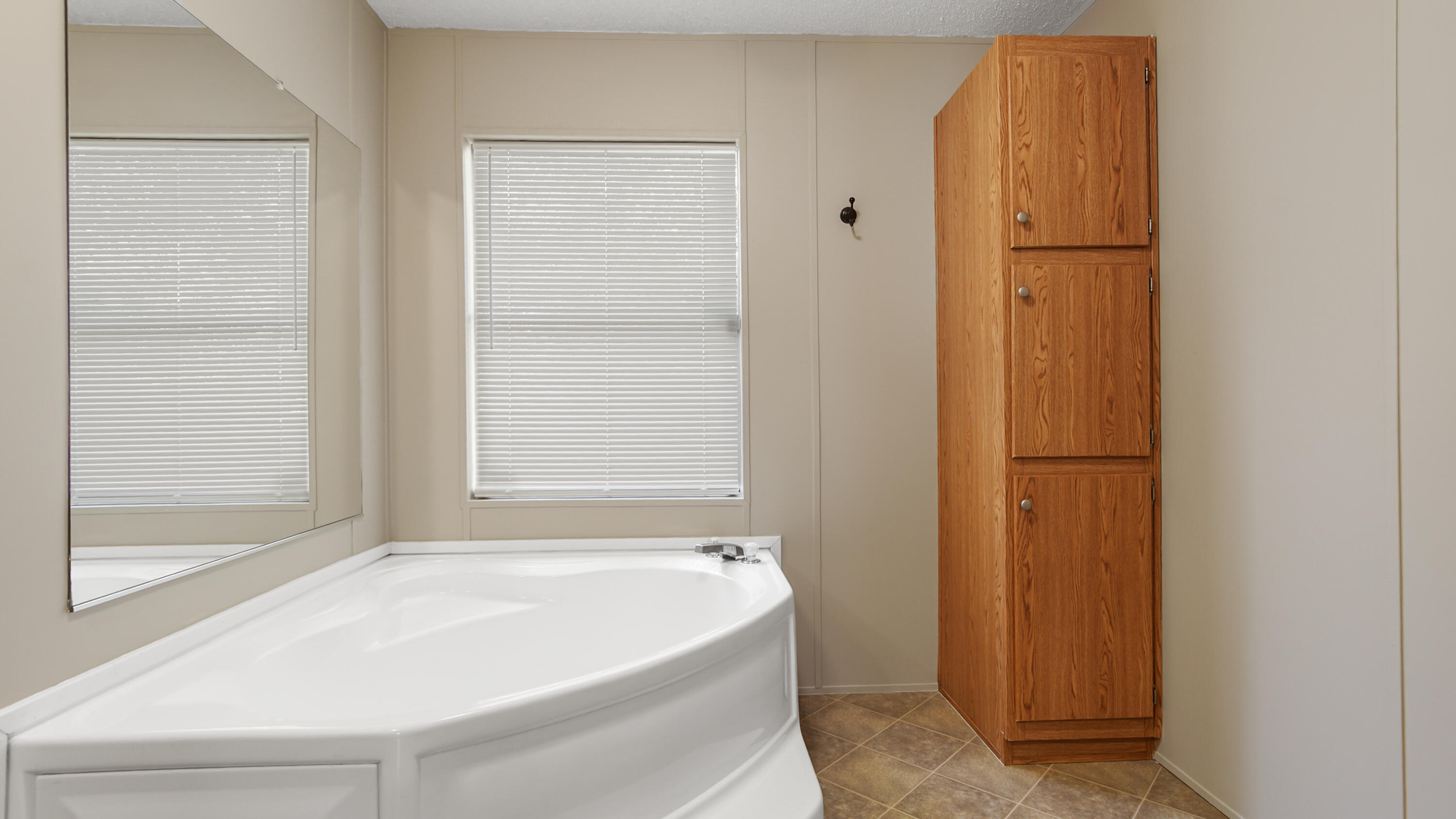 OAKWOOD HILLS UNIT 3 - Residential