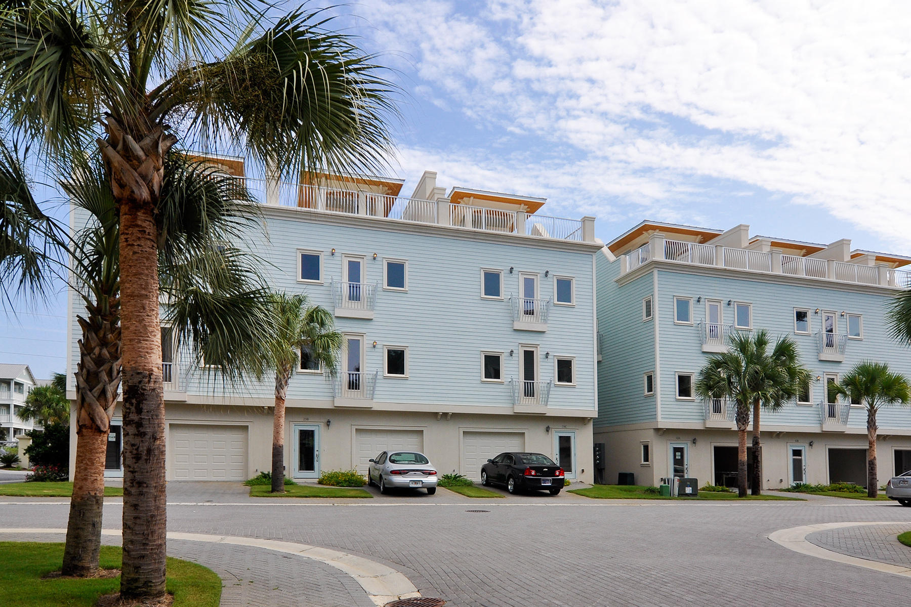 COASTAL DUNES - Residential
