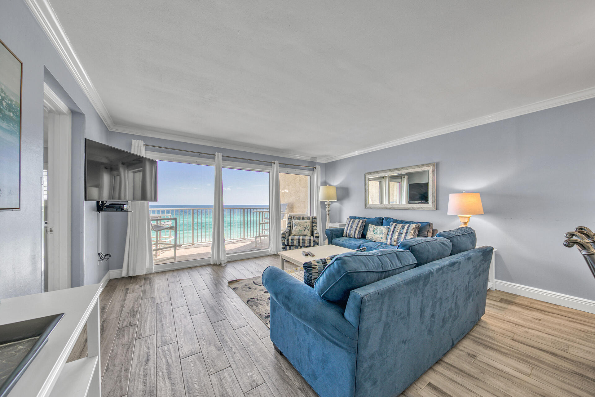 BEACH HOUSE CONDO PH 2 - Residential