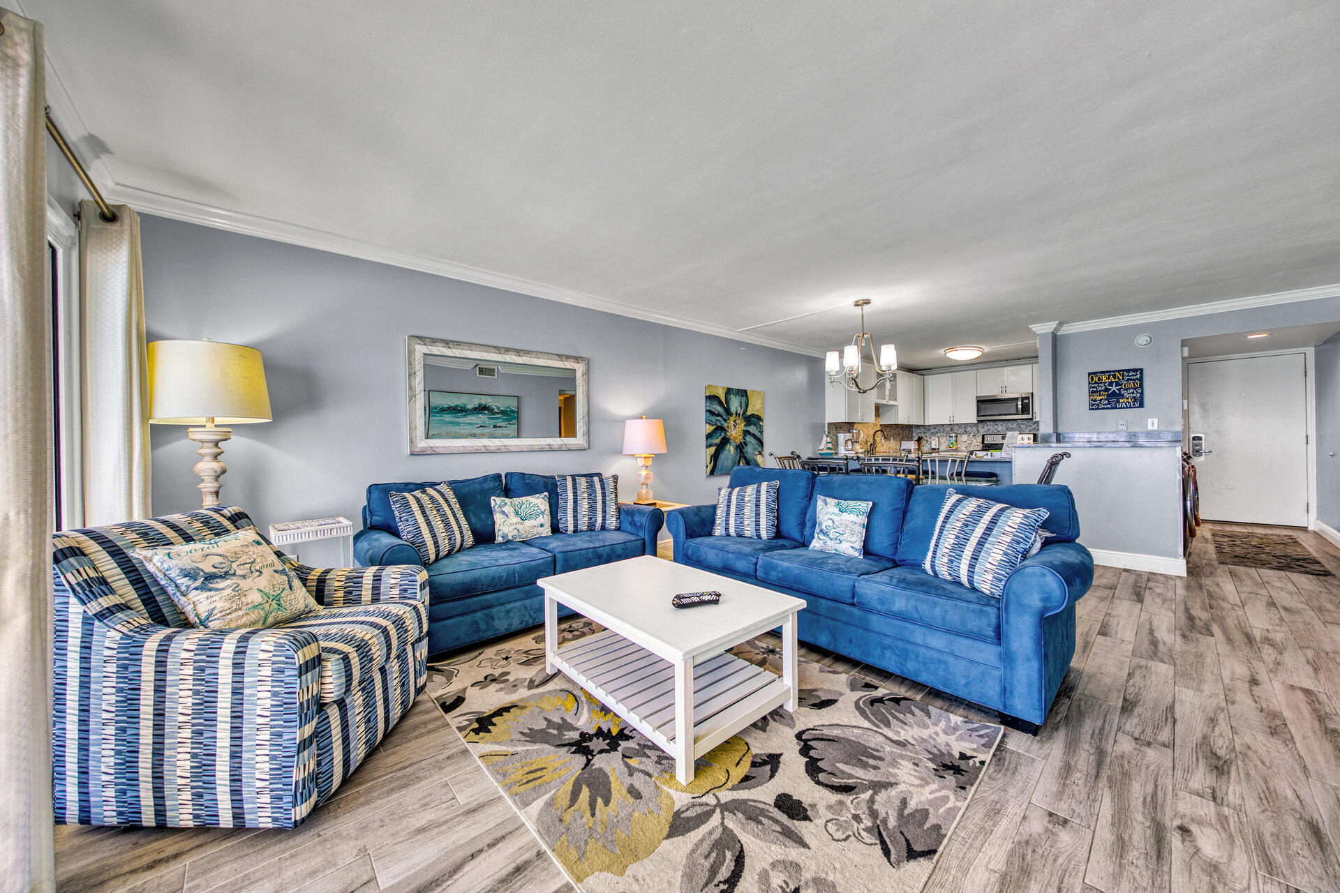BEACH HOUSE CONDO PH 2 - Residential