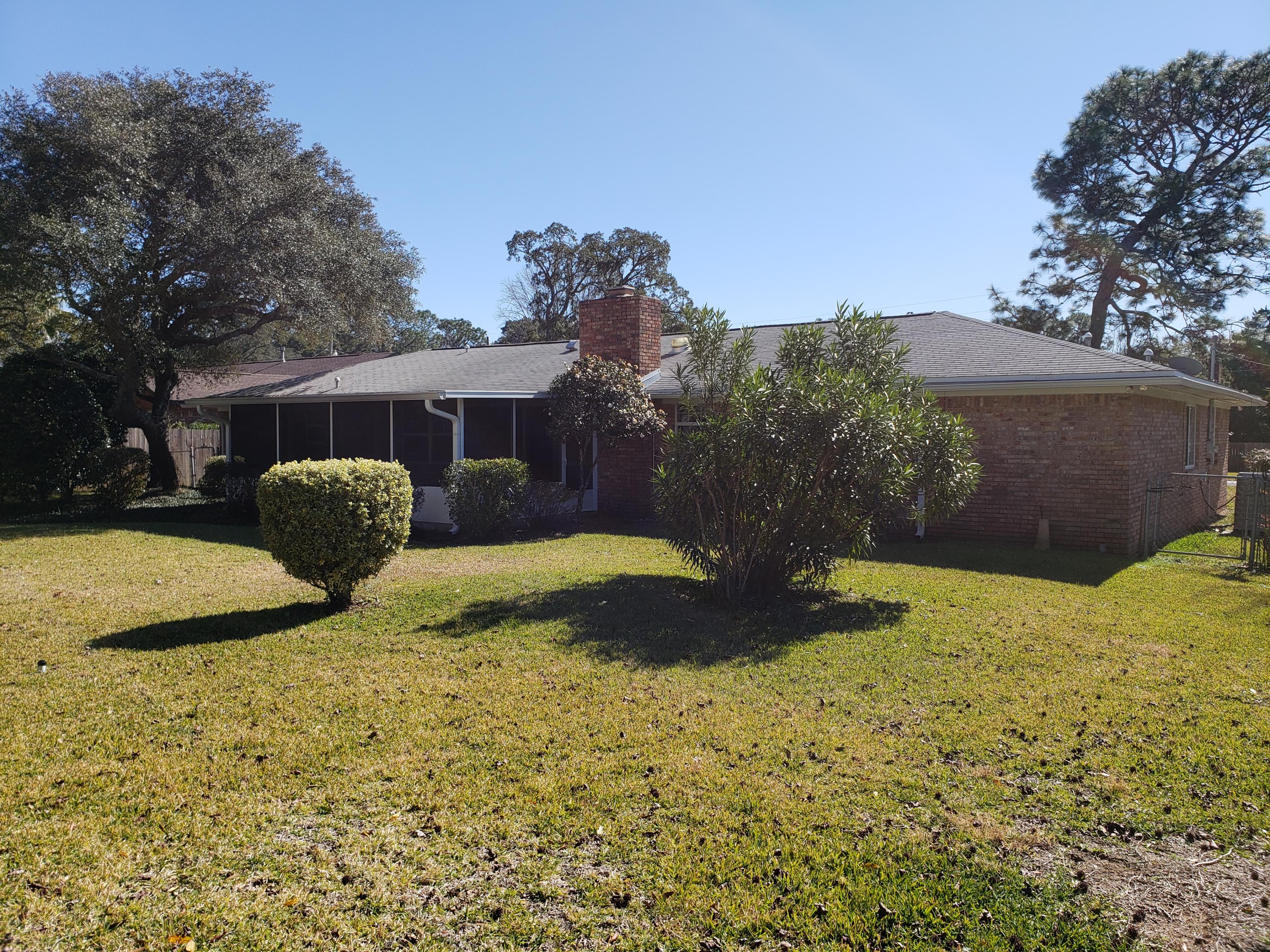 BAYOU POQUITO - Residential