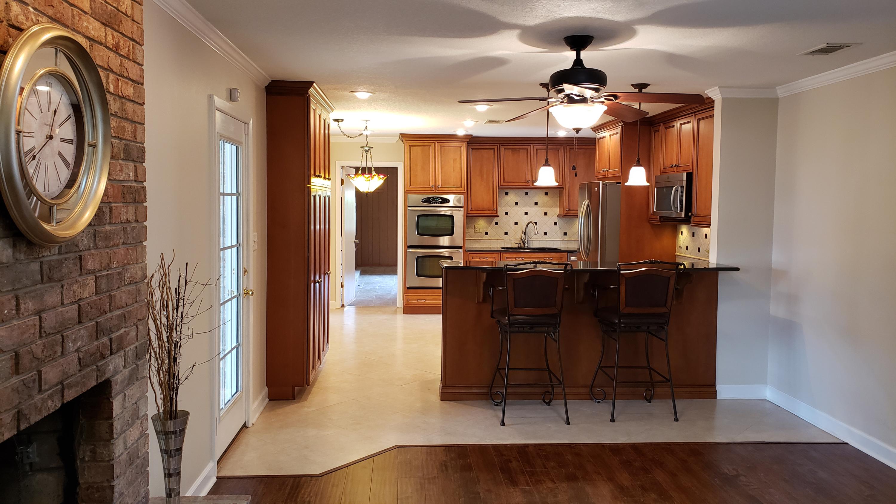 BAYOU POQUITO - Residential