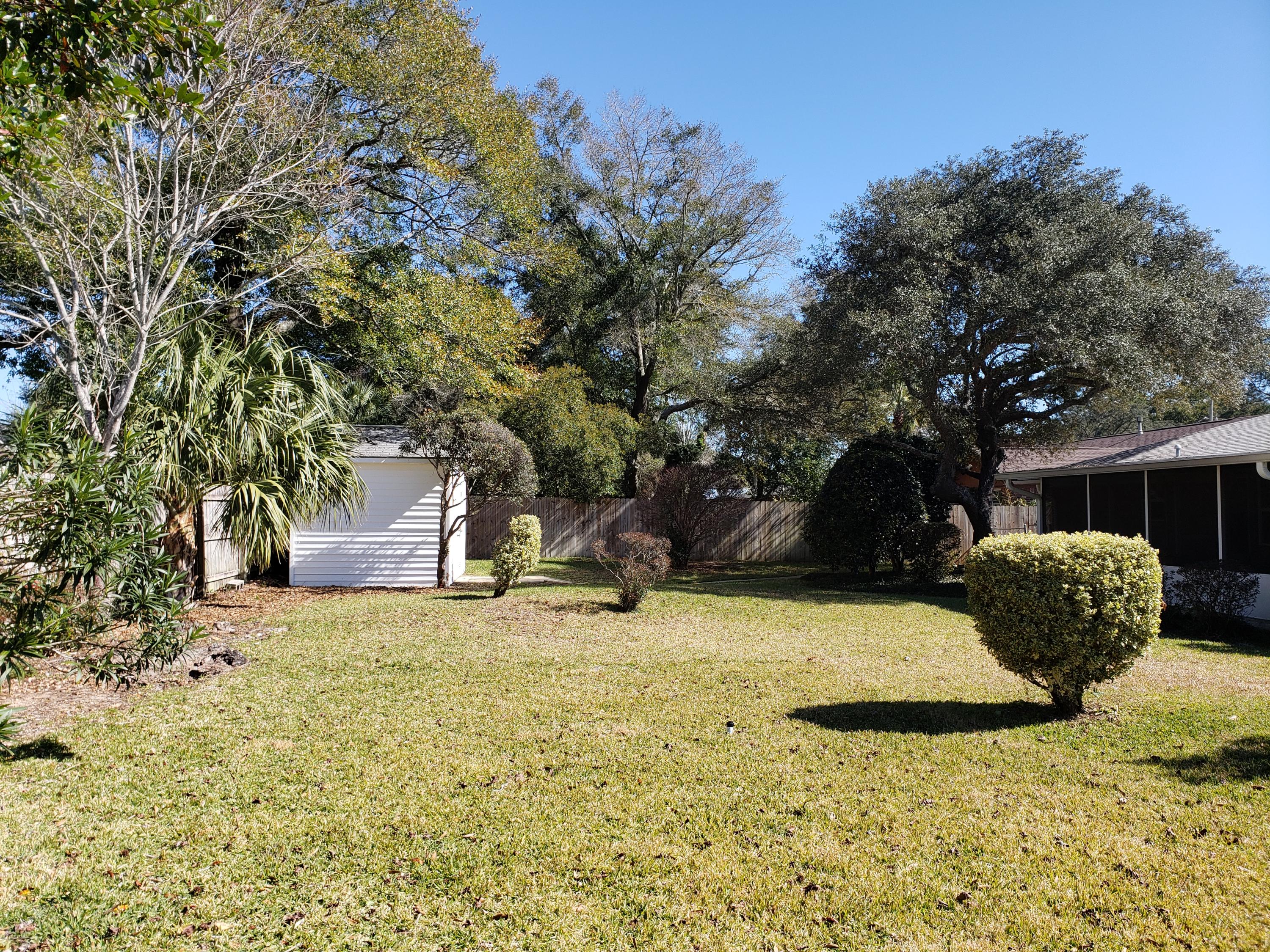 BAYOU POQUITO - Residential