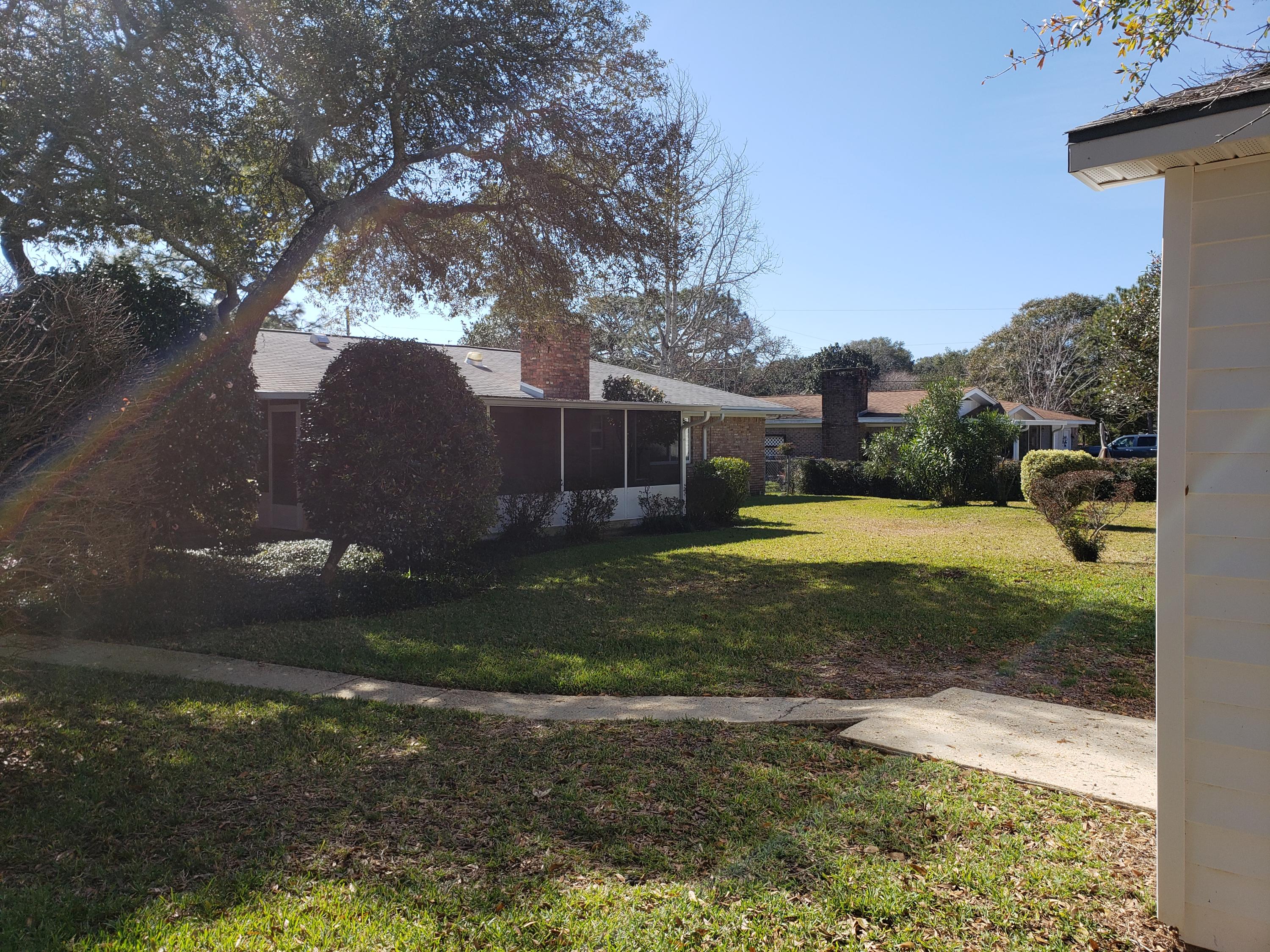 BAYOU POQUITO - Residential