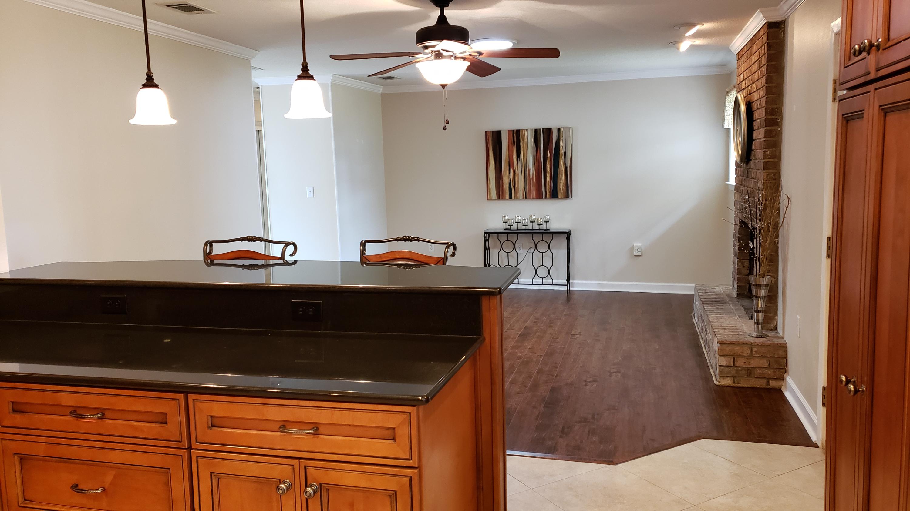 BAYOU POQUITO - Residential