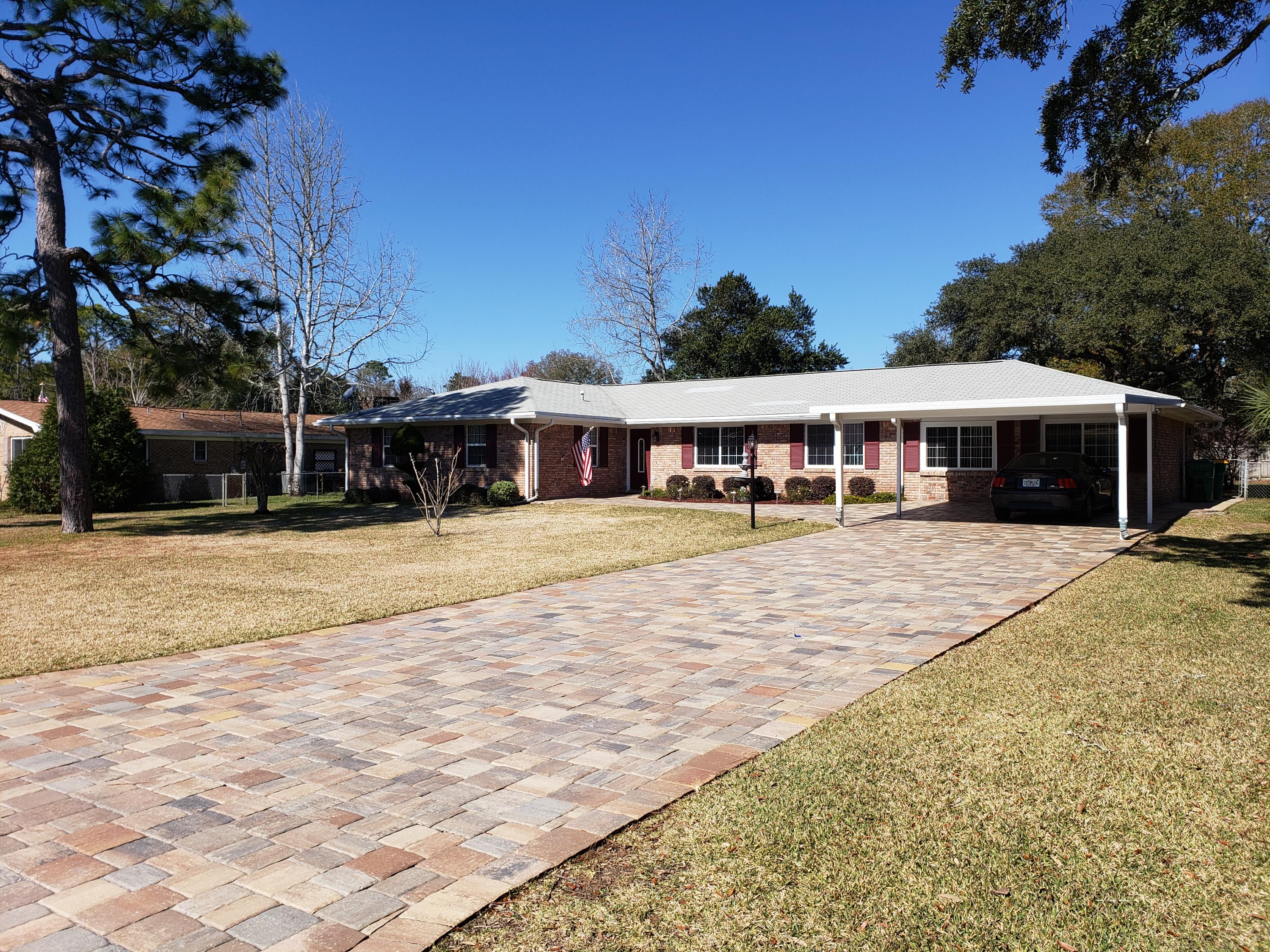 BAYOU POQUITO - Residential