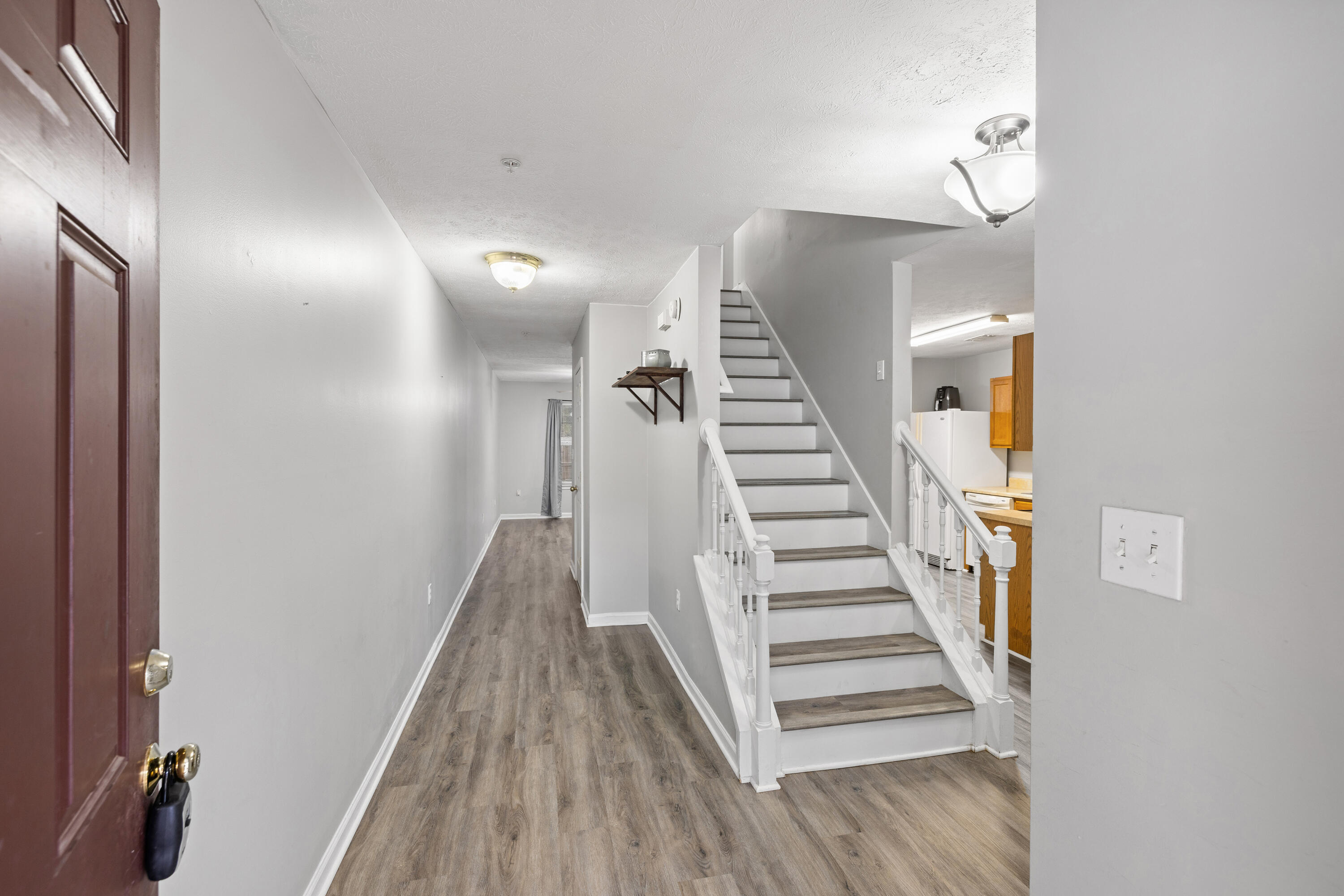 ROLLING PINES - Residential