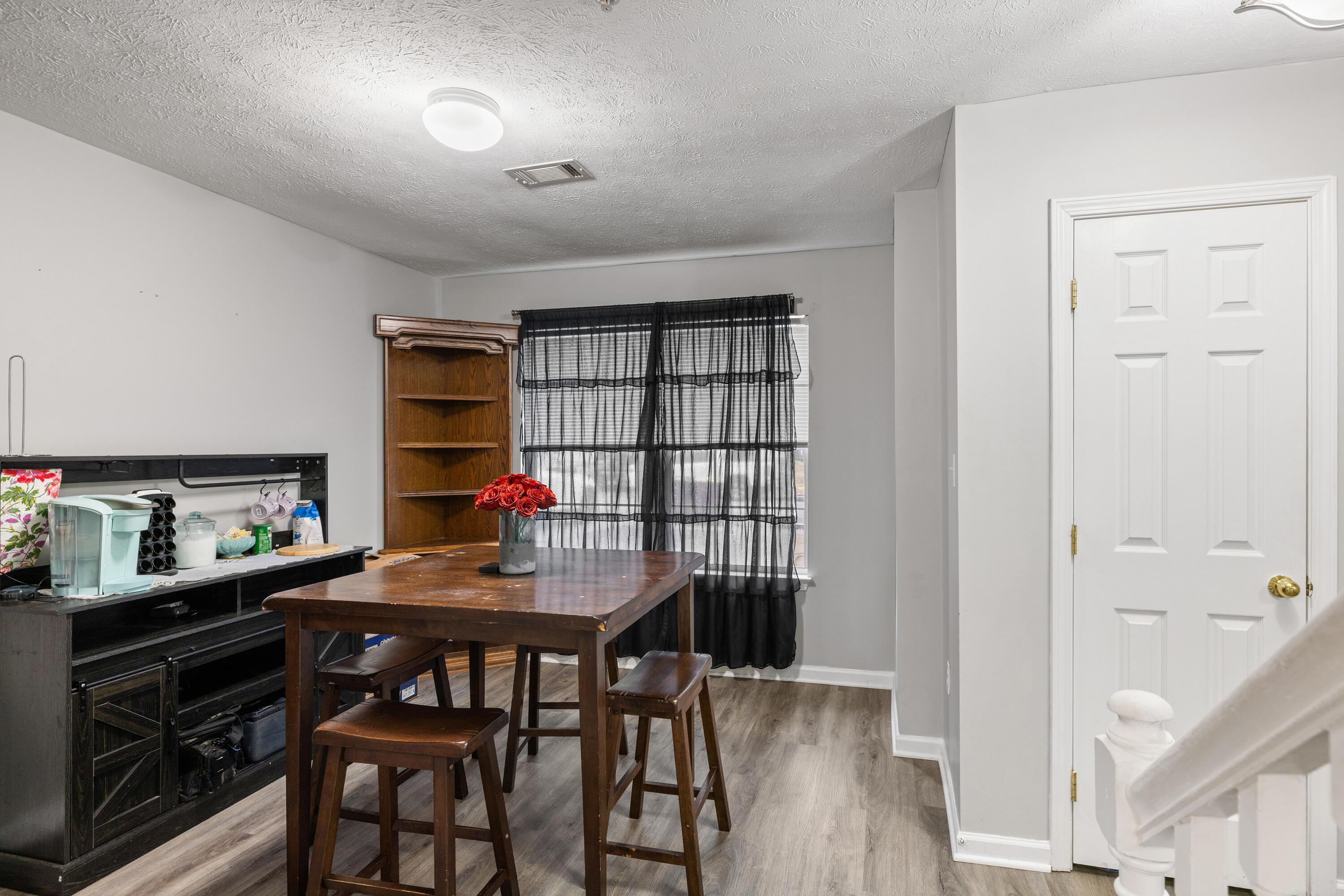 ROLLING PINES - Residential