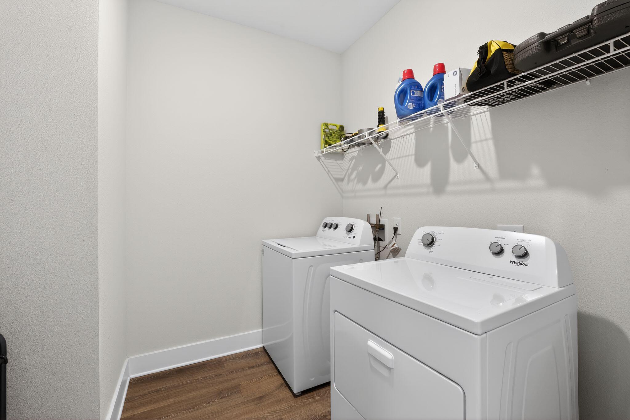 HILLWOOD ESTATES - Residential