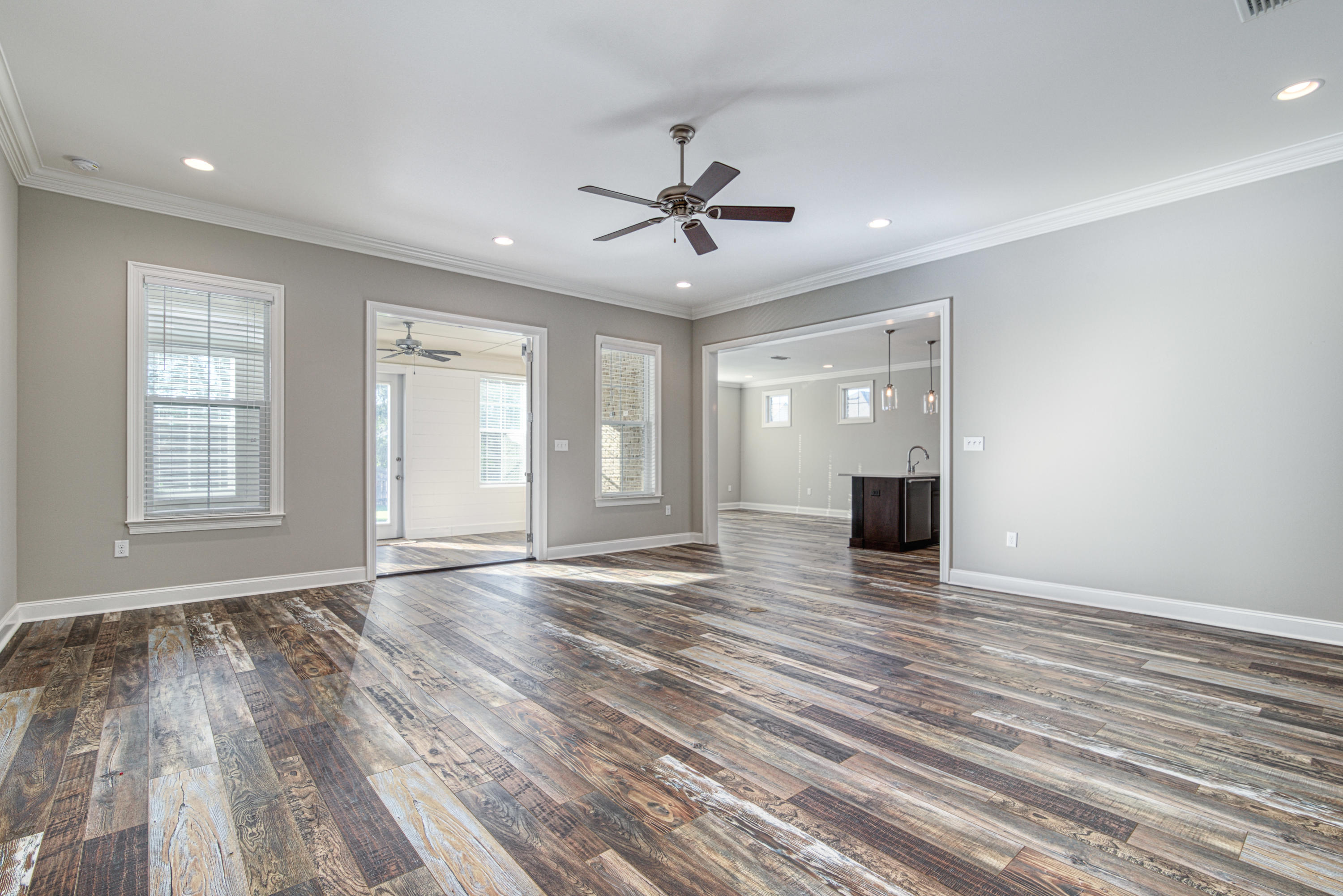 THE STABLES AT ROCKY BAYOU - Residential