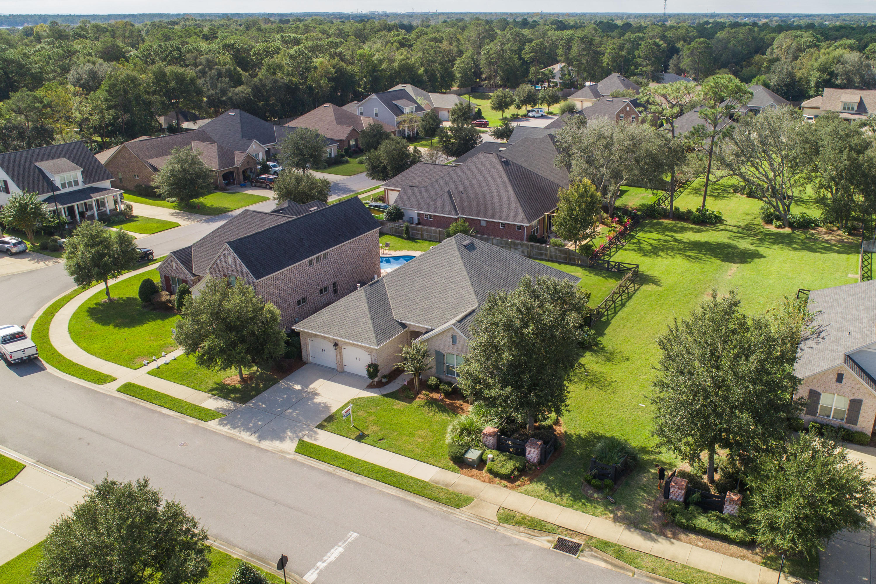 THE STABLES AT ROCKY BAYOU - Residential
