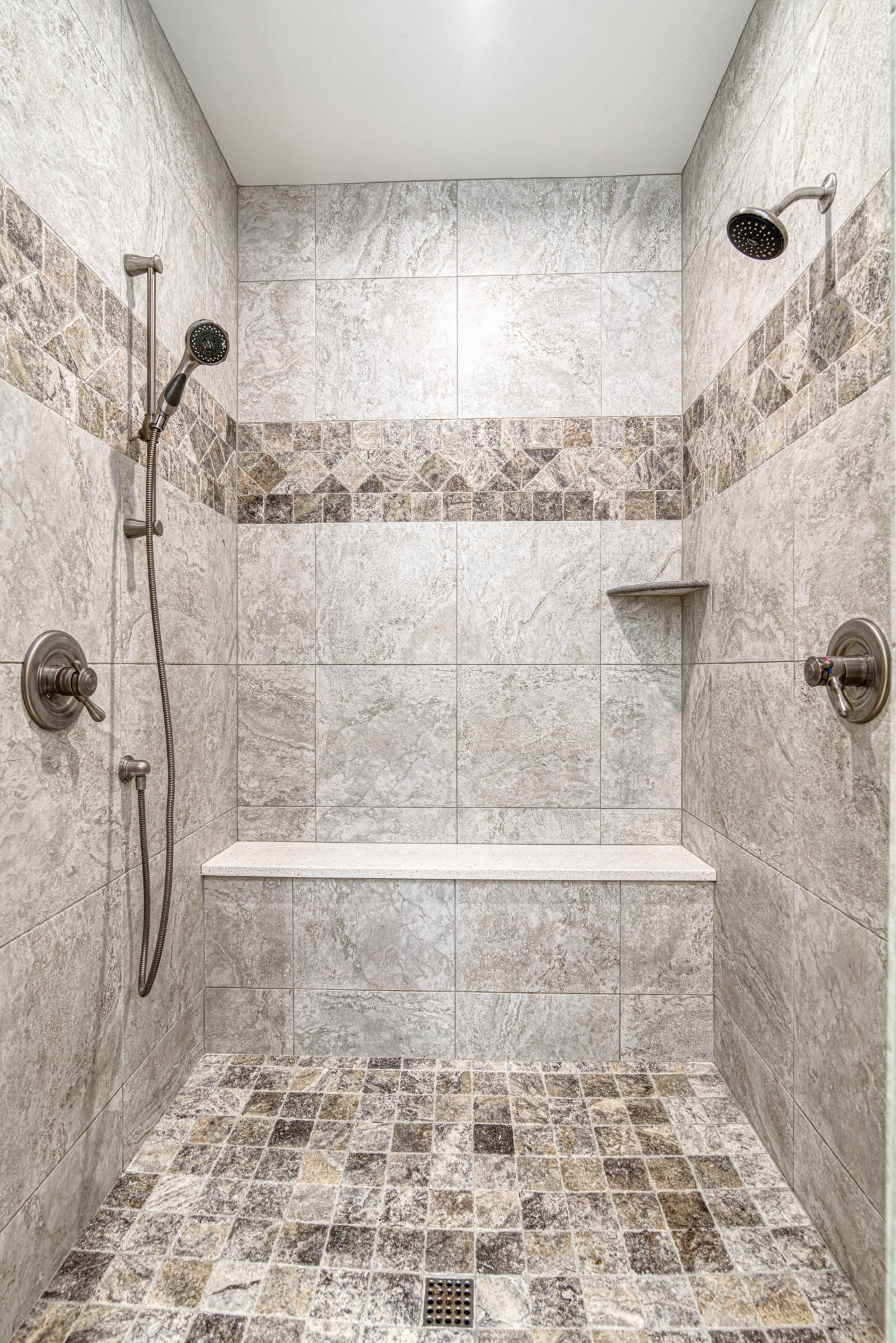 THE STABLES AT ROCKY BAYOU - Residential