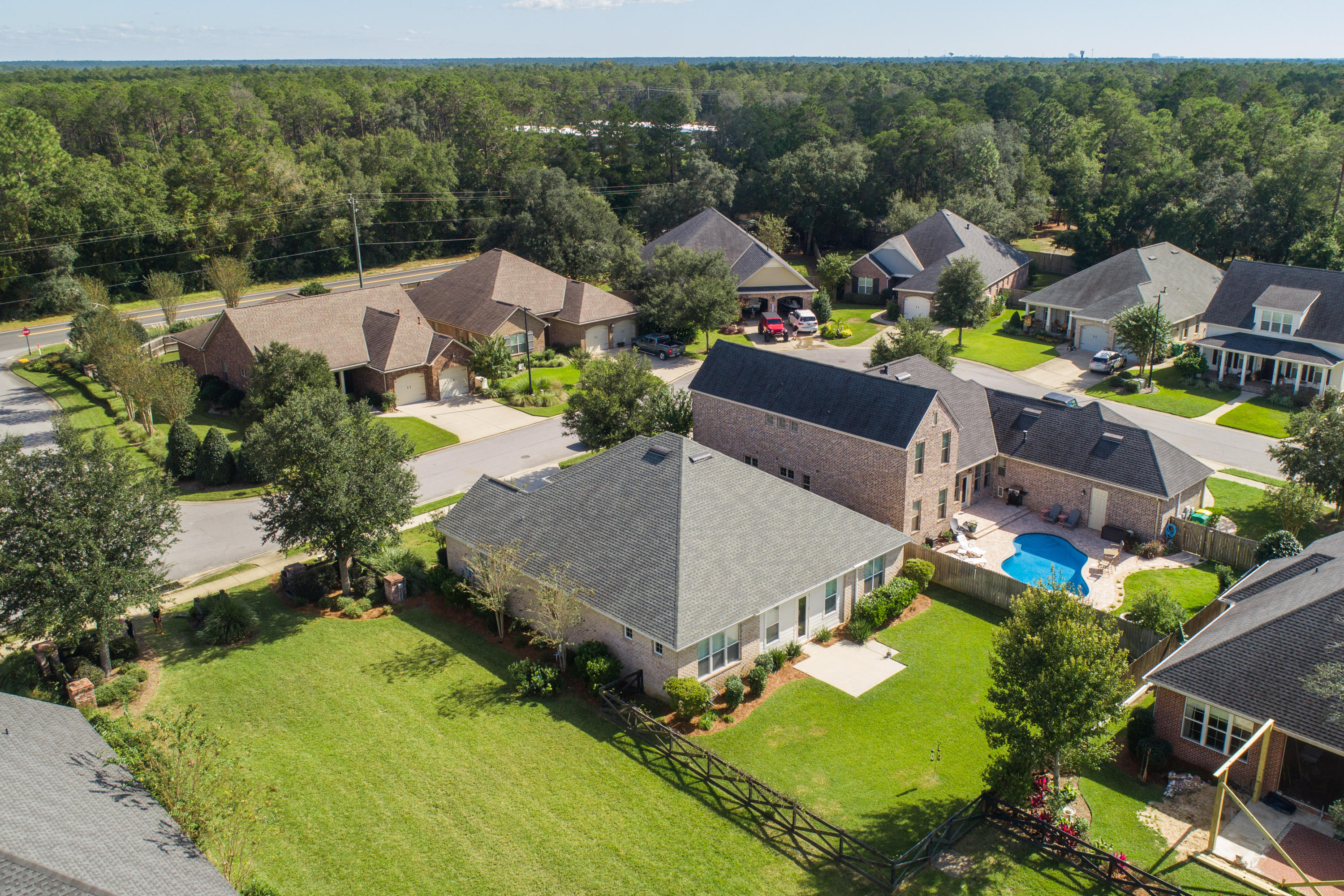 THE STABLES AT ROCKY BAYOU - Residential