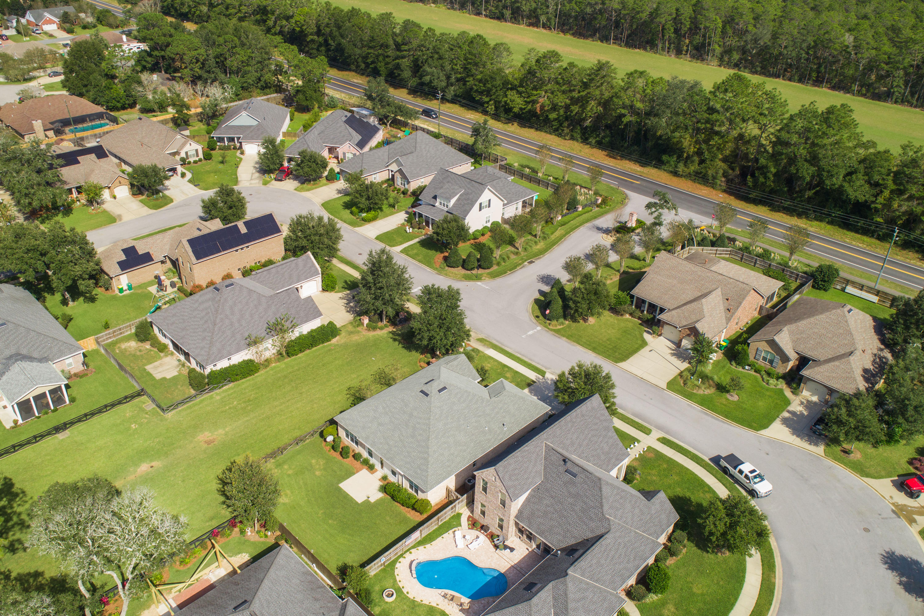 THE STABLES AT ROCKY BAYOU - Residential
