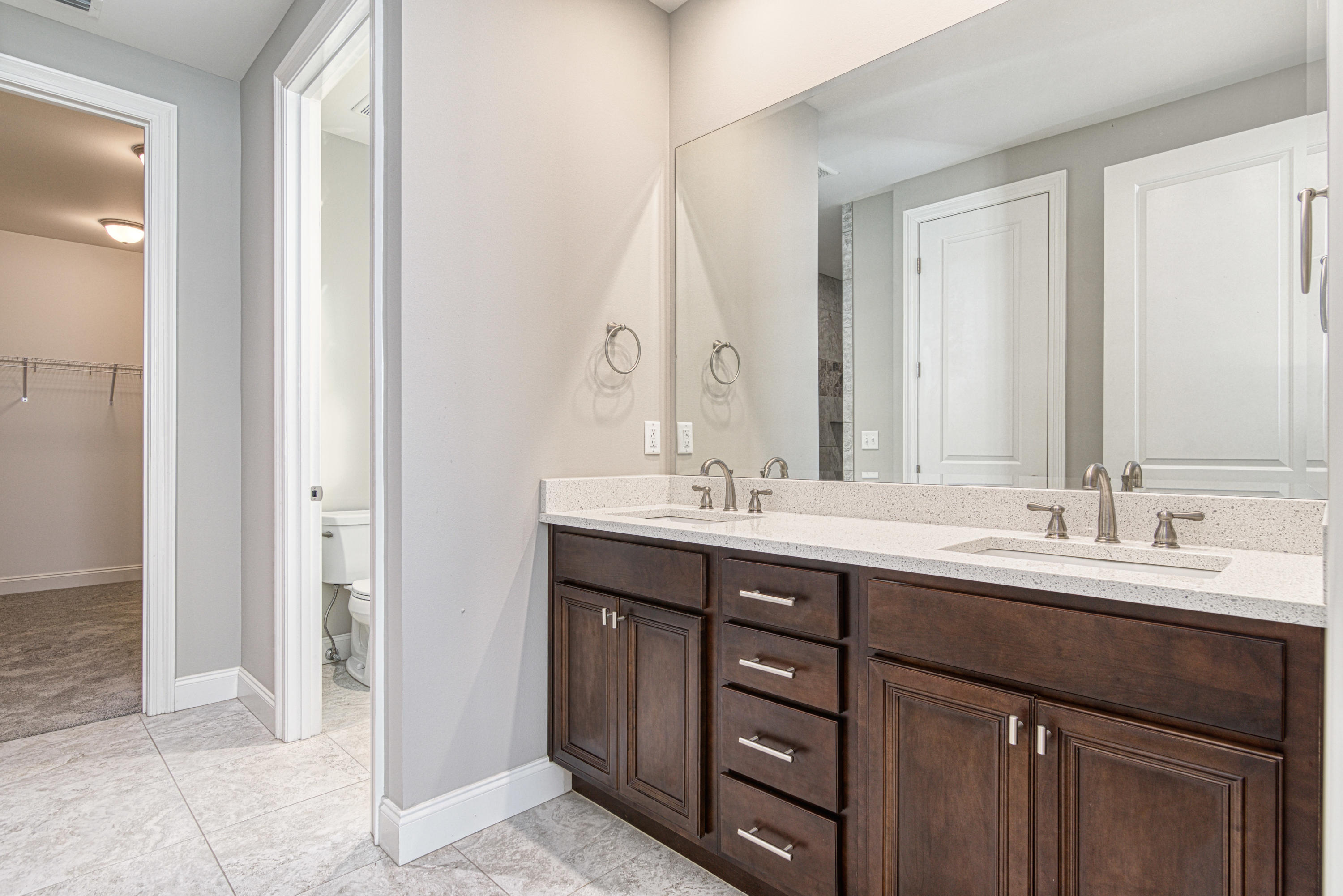 THE STABLES AT ROCKY BAYOU - Residential