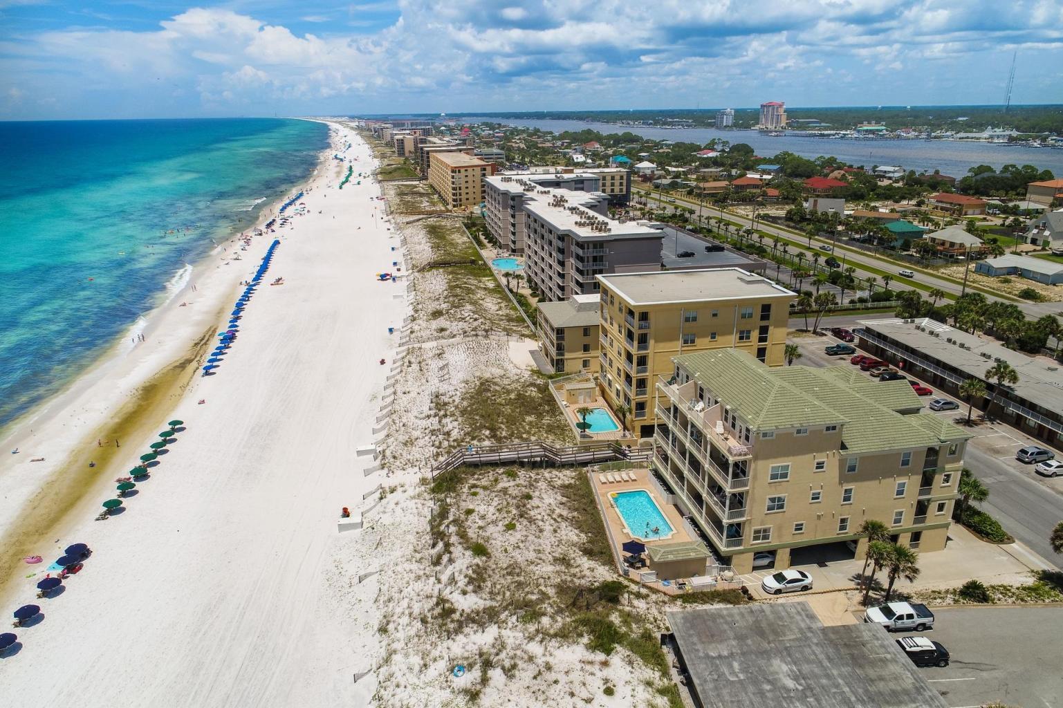 BLUE DOLPHIN CONDO - Residential