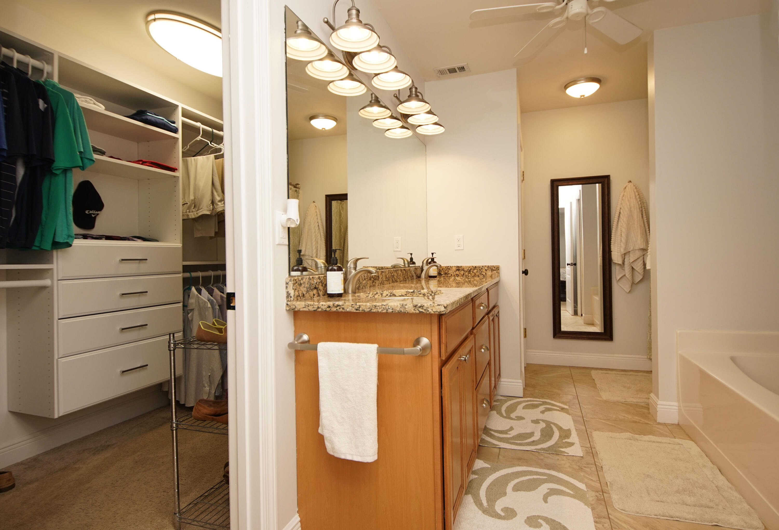 SHADOW OAK S/D - Residential