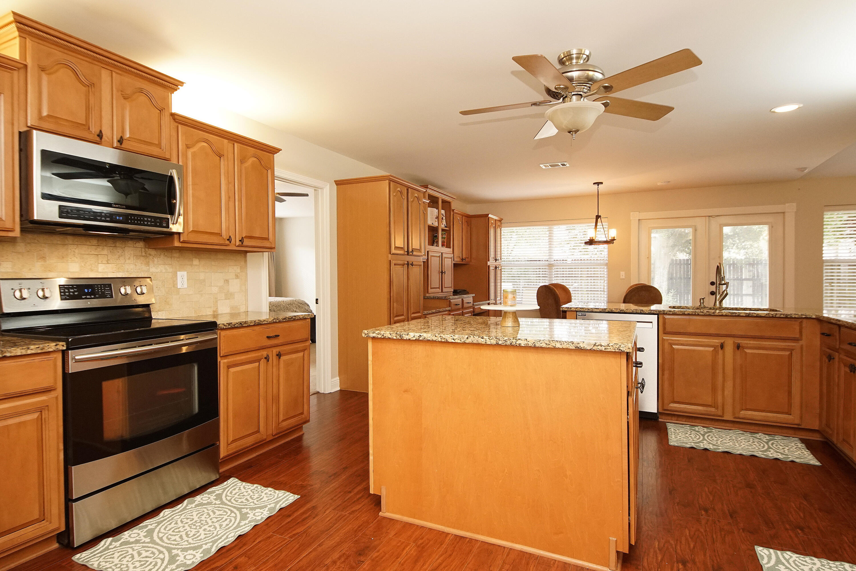 SHADOW OAK S/D - Residential