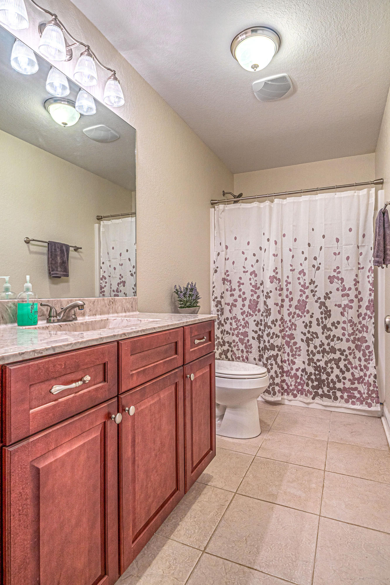 CRESTVIEW MANOR - Residential