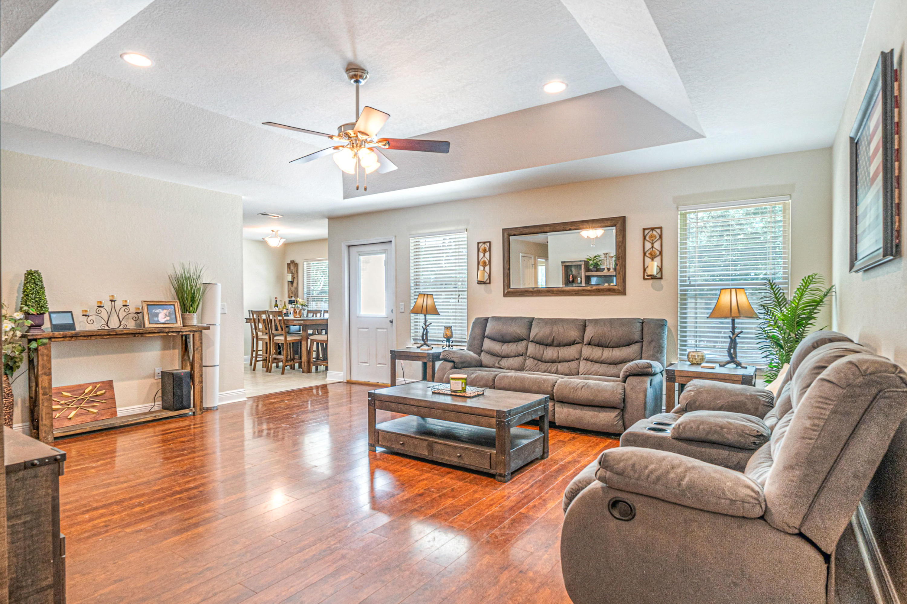 CRESTVIEW MANOR - Residential