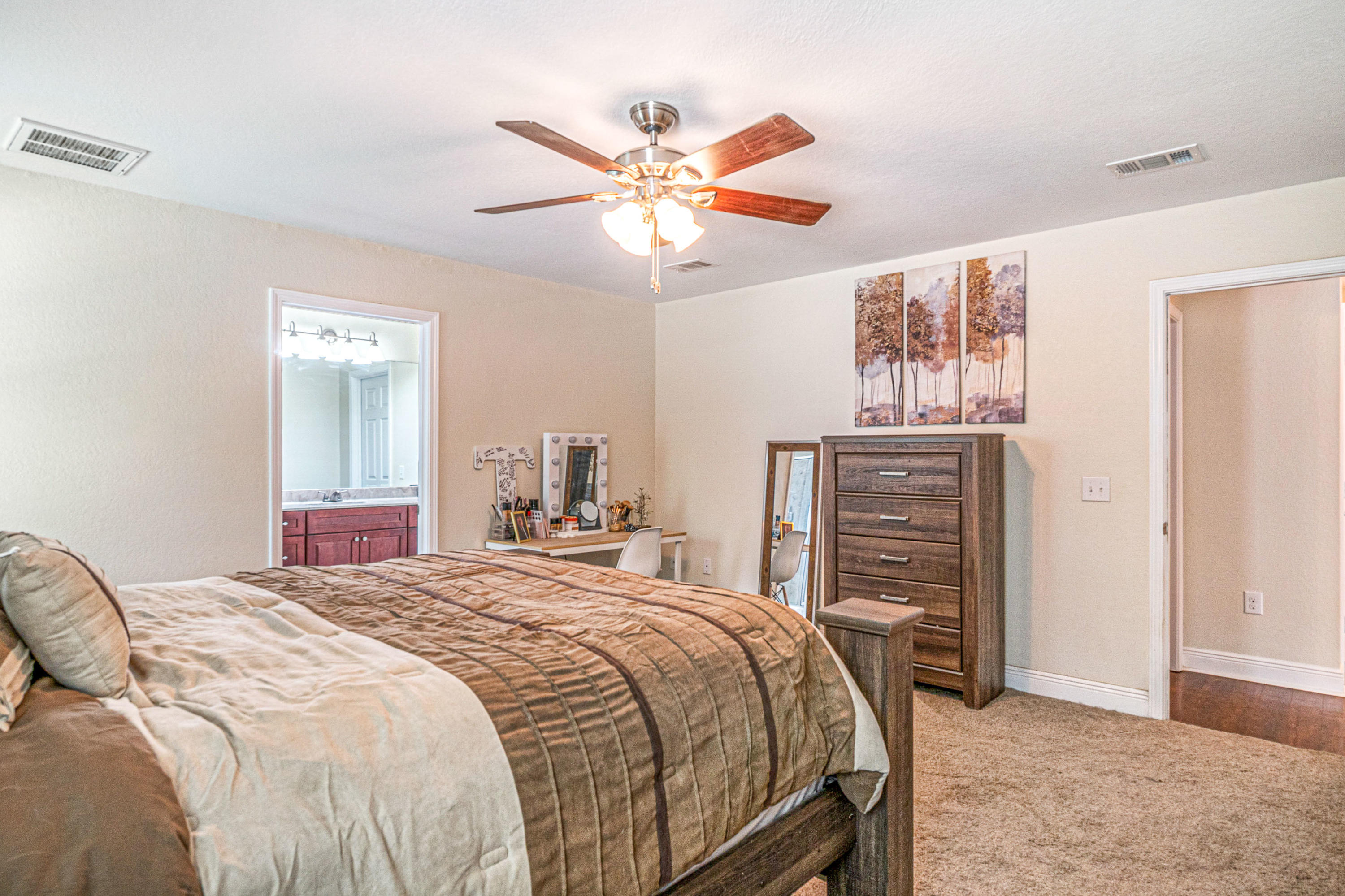 CRESTVIEW MANOR - Residential