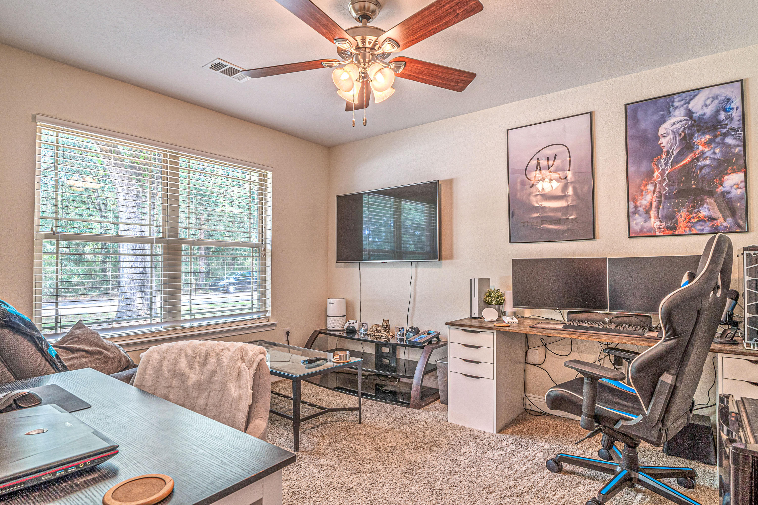 CRESTVIEW MANOR - Residential