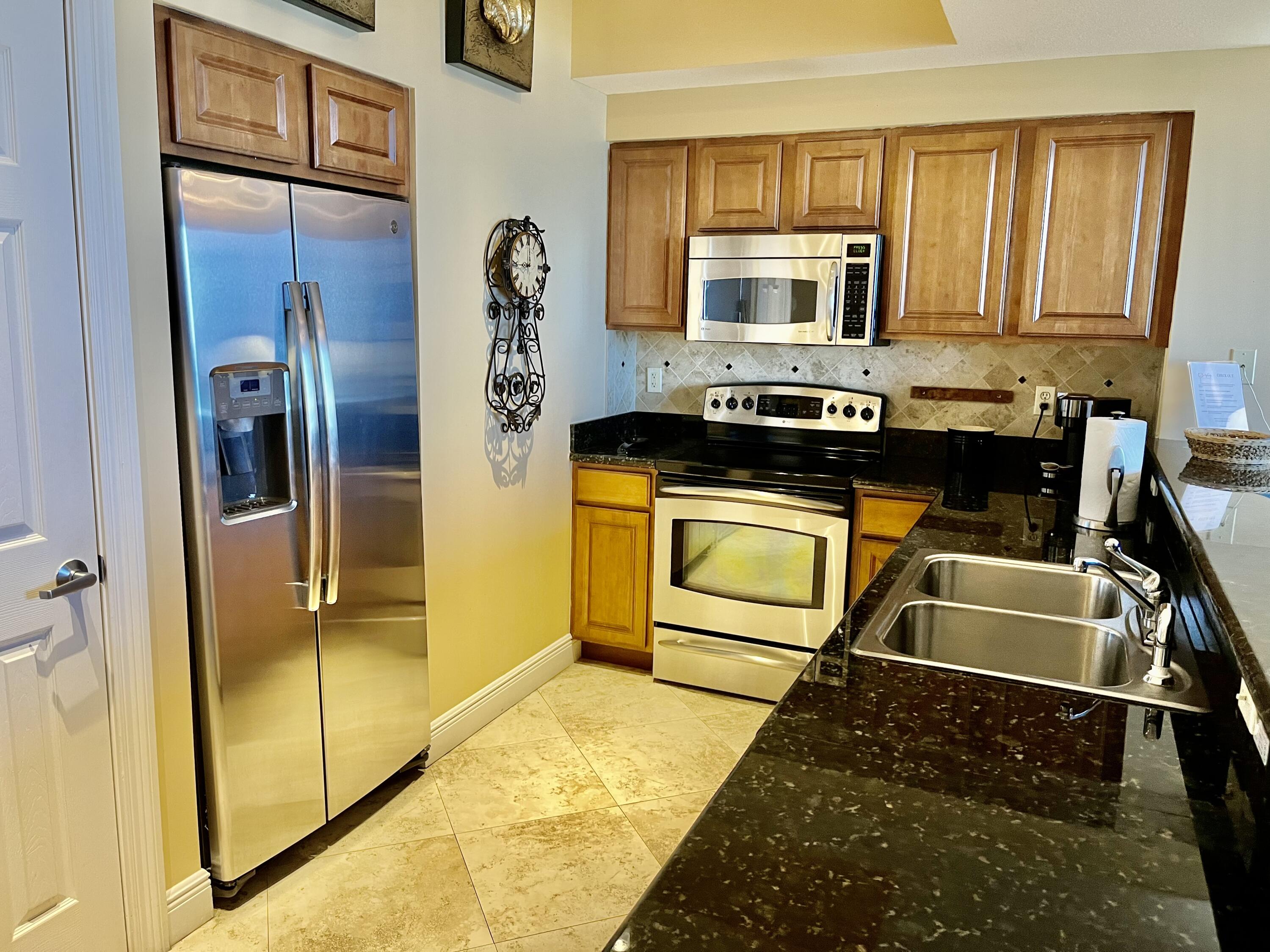 ARIEL DUNES II - Residential