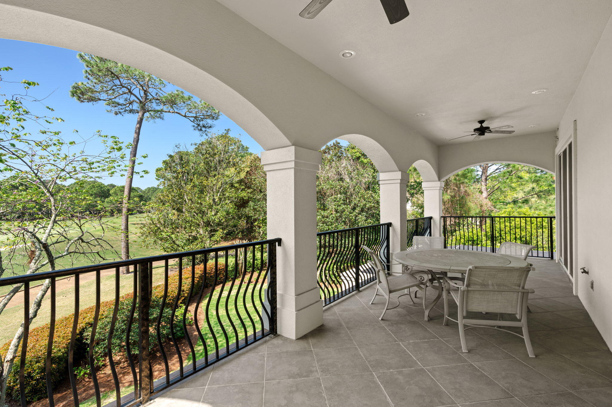 BURNT PINE - Residential