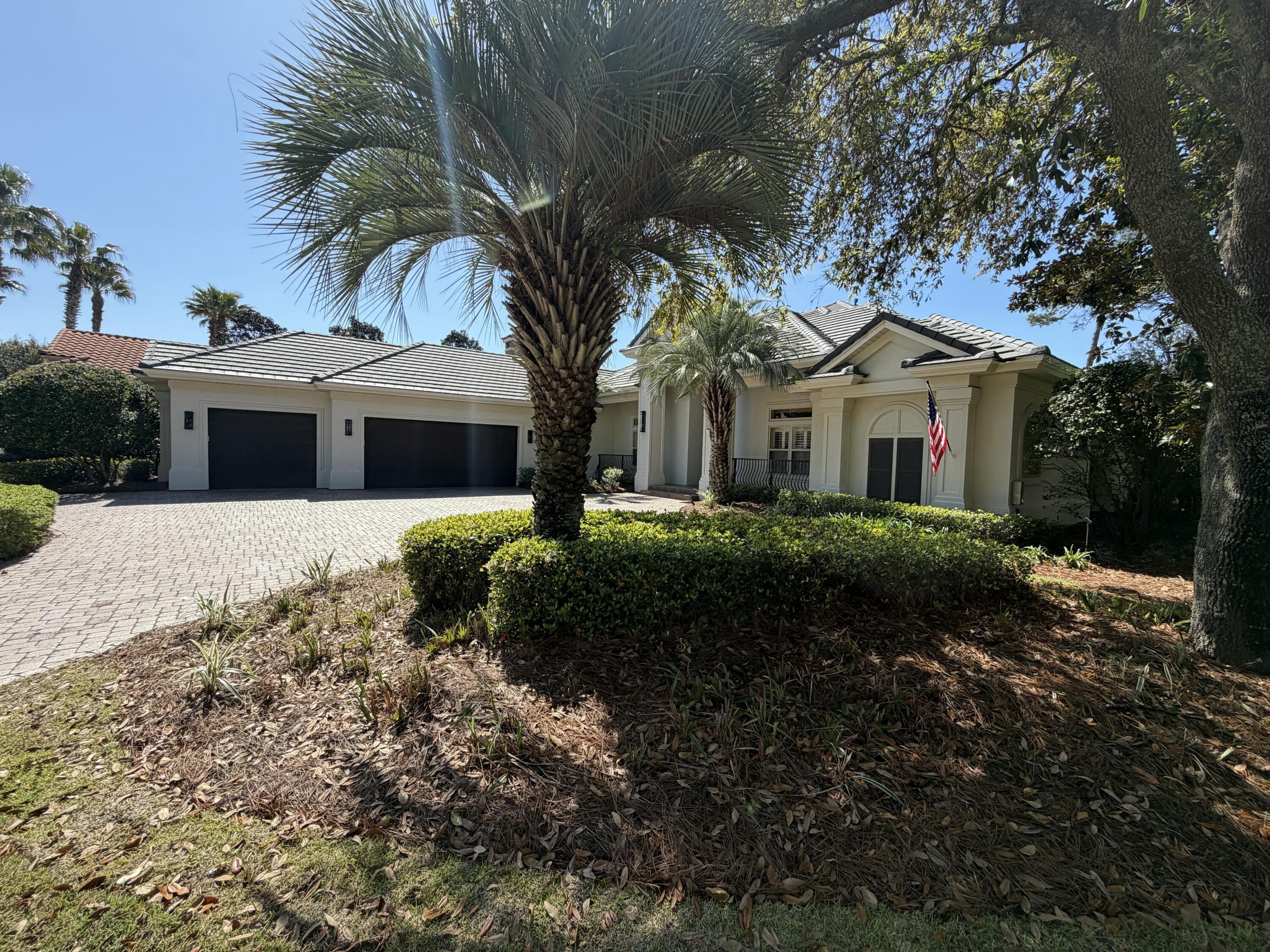 BURNT PINE - Residential