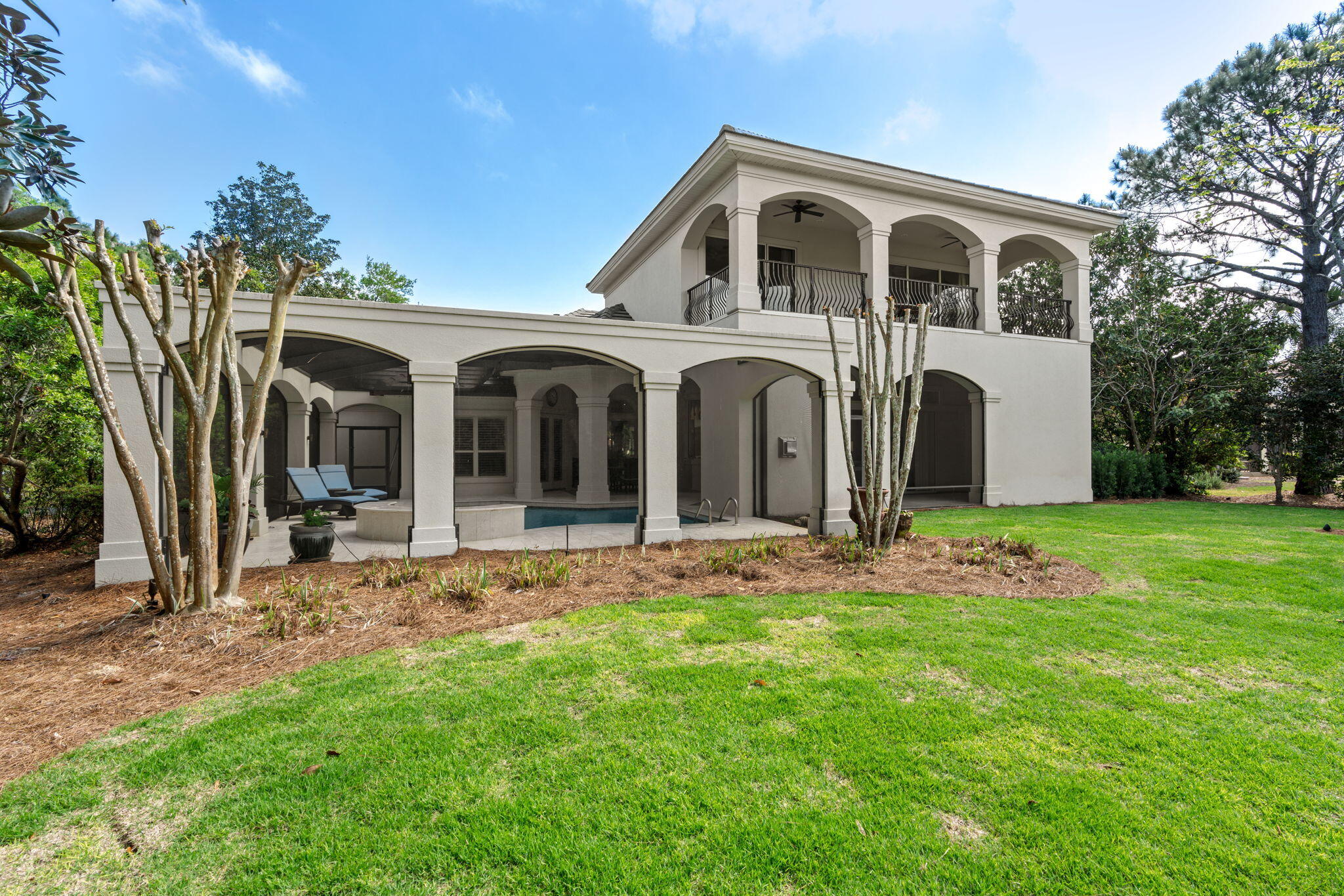 BURNT PINE - Residential