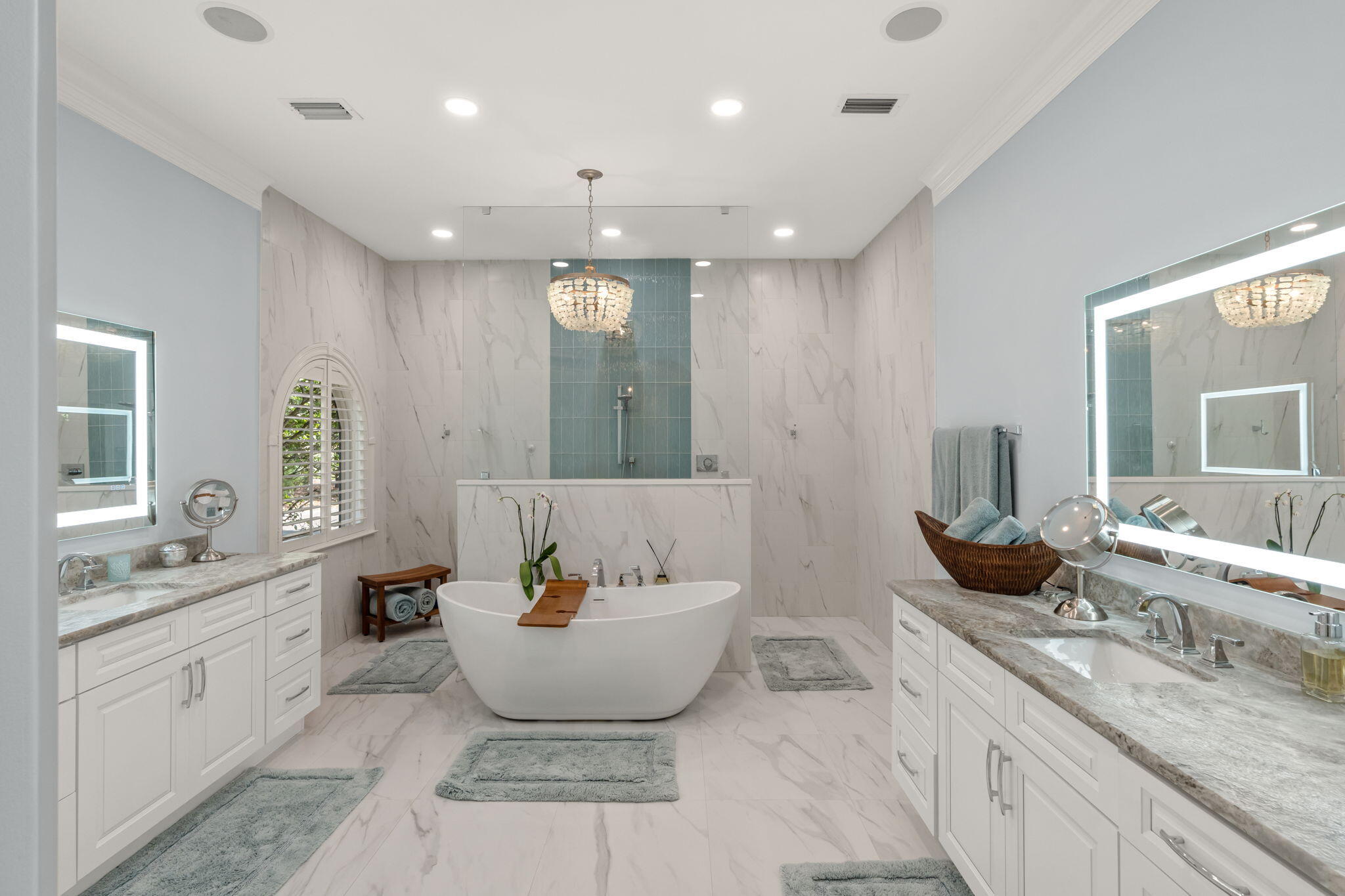 BURNT PINE - Residential