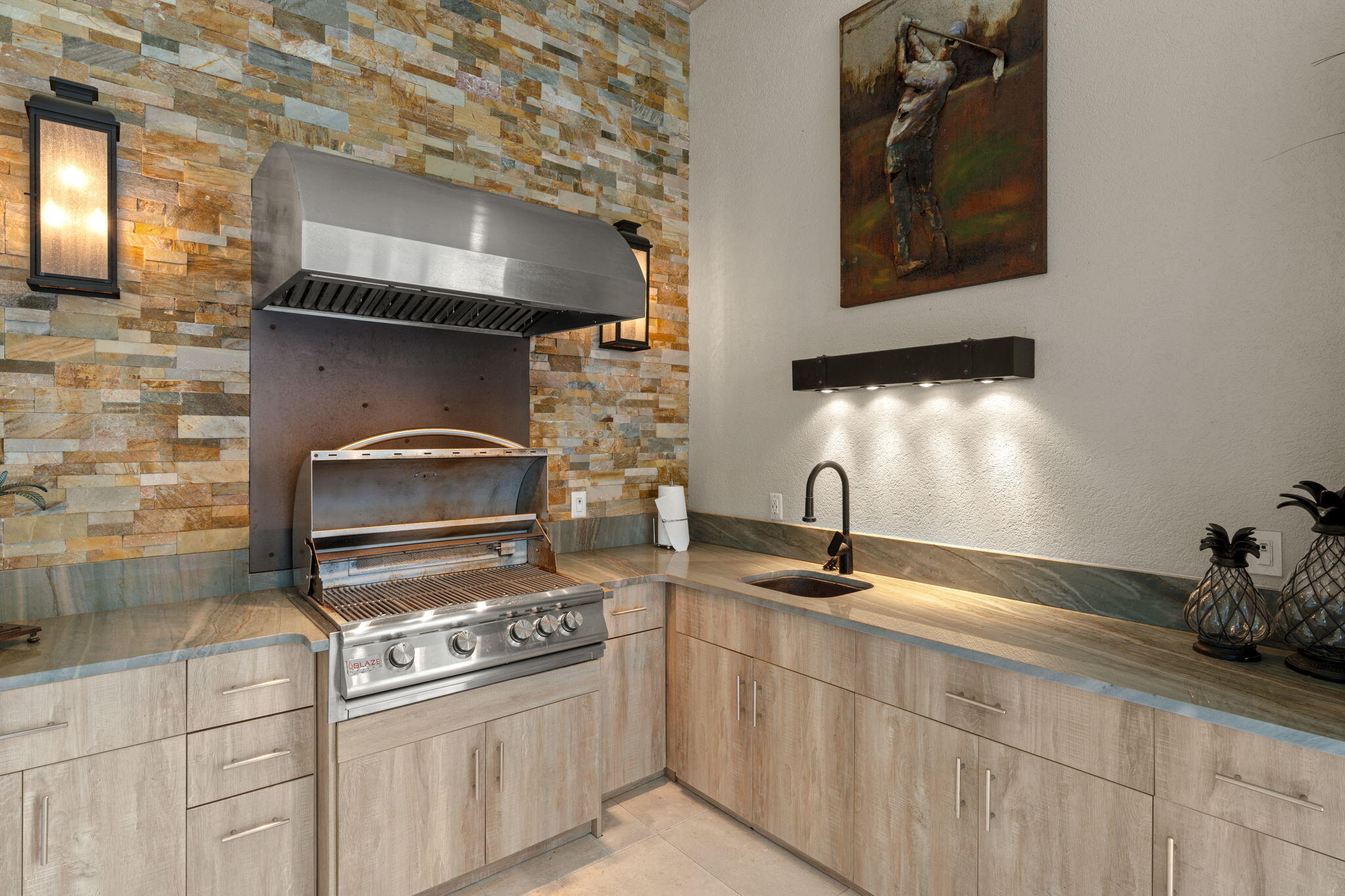 BURNT PINE - Residential