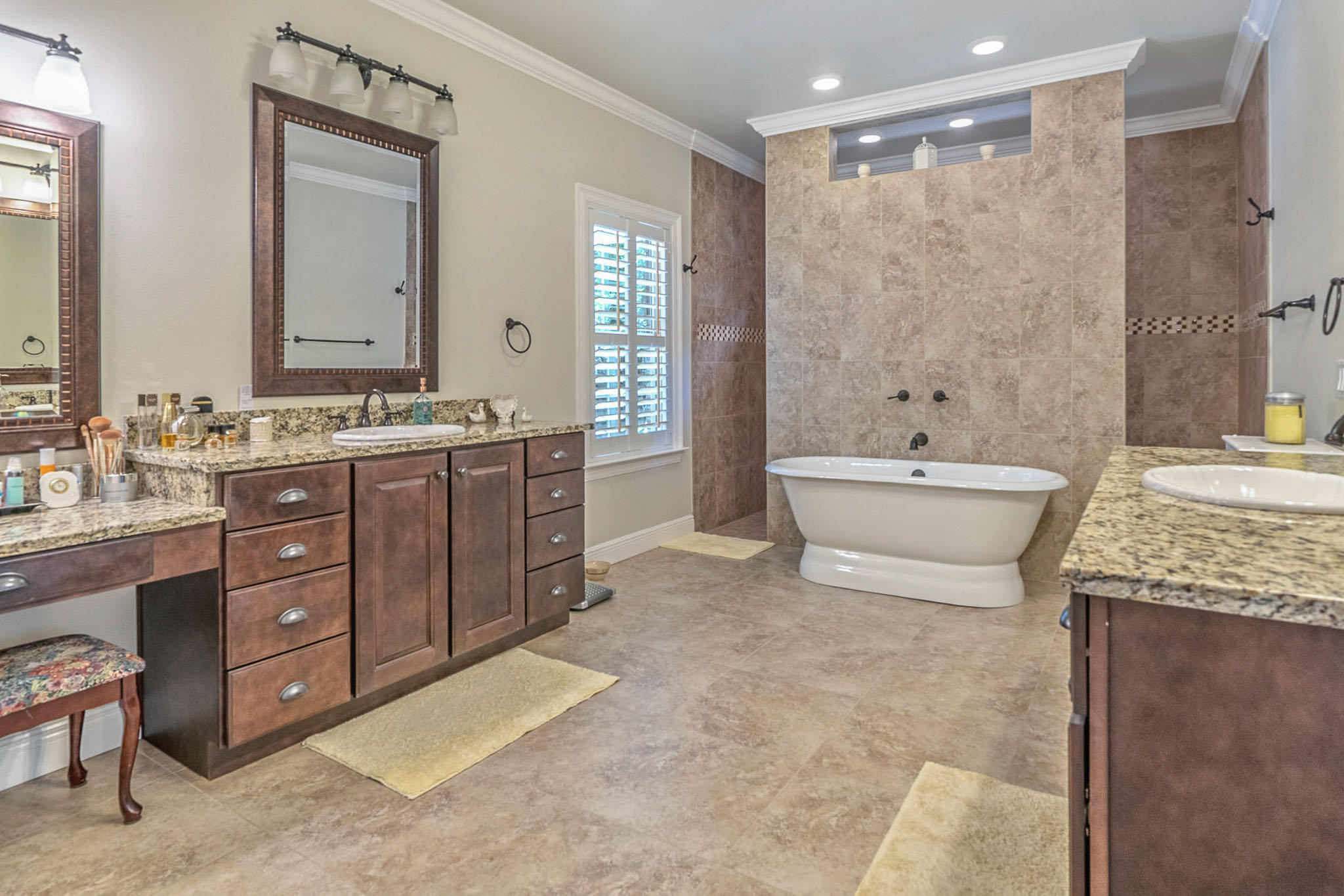 SILVER OAKS PH 1 - Residential