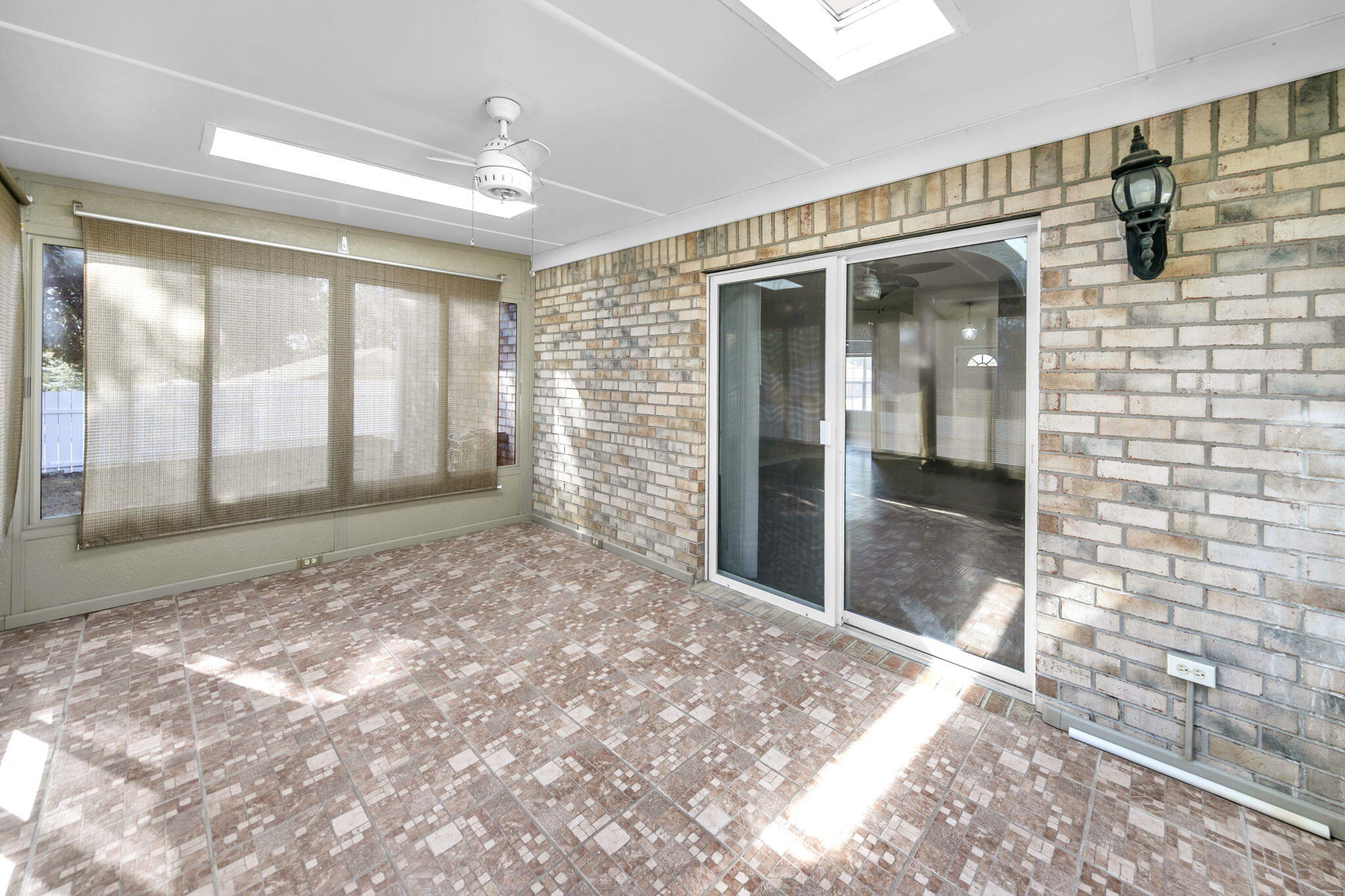 NORTHVIEW ESTATES 5TH ADDN - Residential