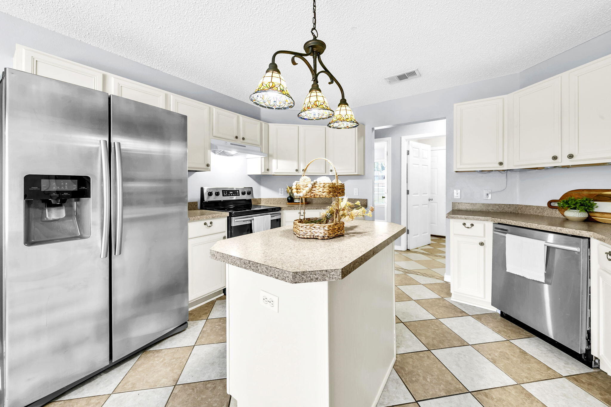 NORTHVIEW ESTATES 5TH ADDN - Residential