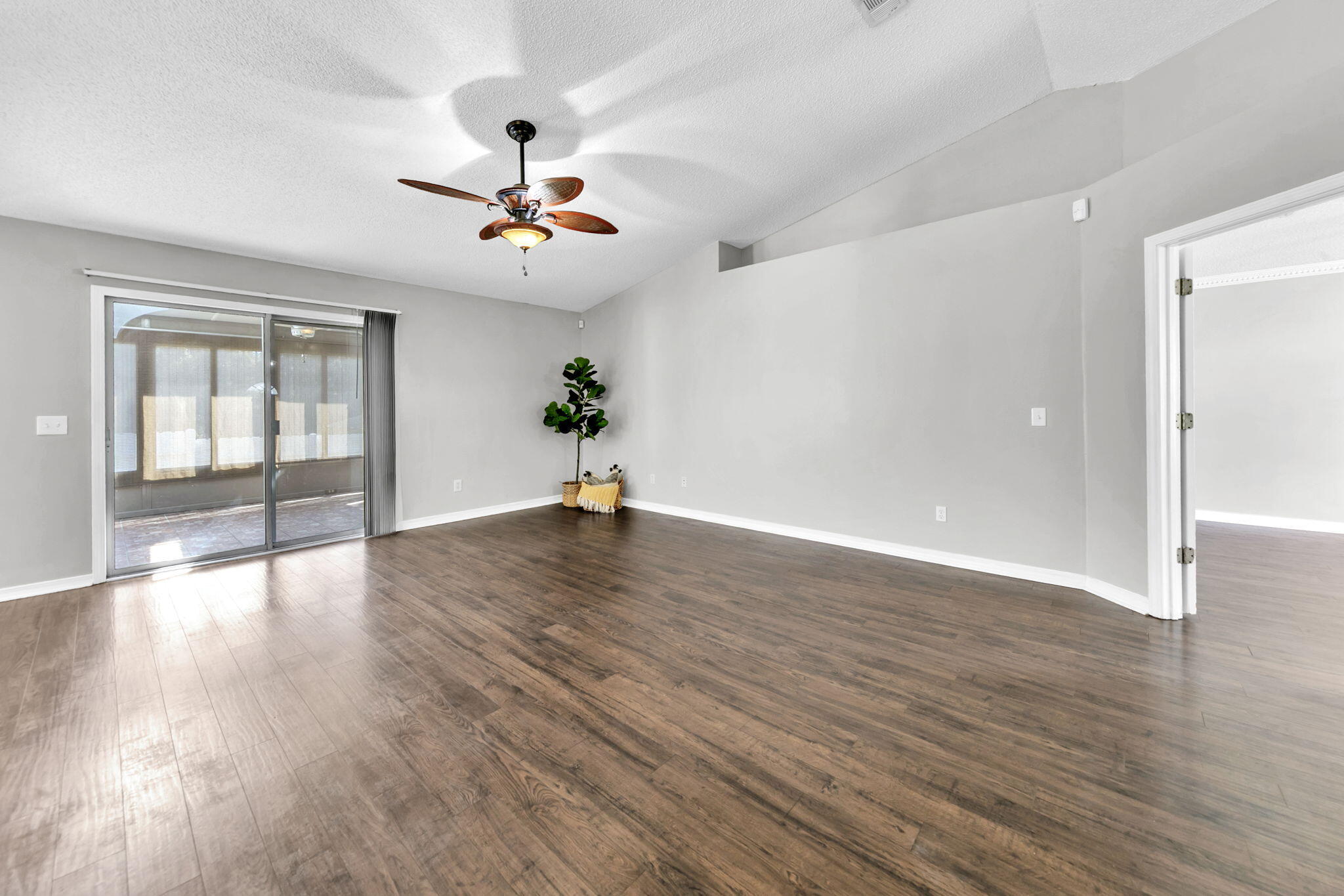 NORTHVIEW ESTATES 5TH ADDN - Residential